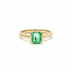 Solitaire-Ring aus 18 Karat Gelbgold mit einem GIA-zertifizierten, ölfreien Smaragd aus Kolumbien (0,97 Karat) in halber Fassung