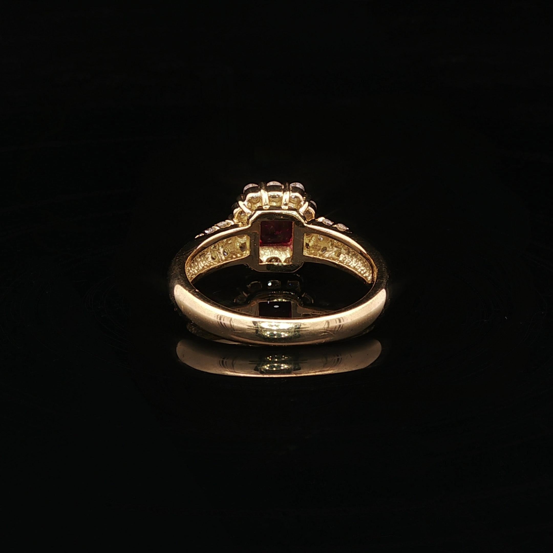 Bague en or jaune 18k GIA 1.26ctw High Quality No Heat Vivid Diamonds Red Ruby Pour femmes en vente