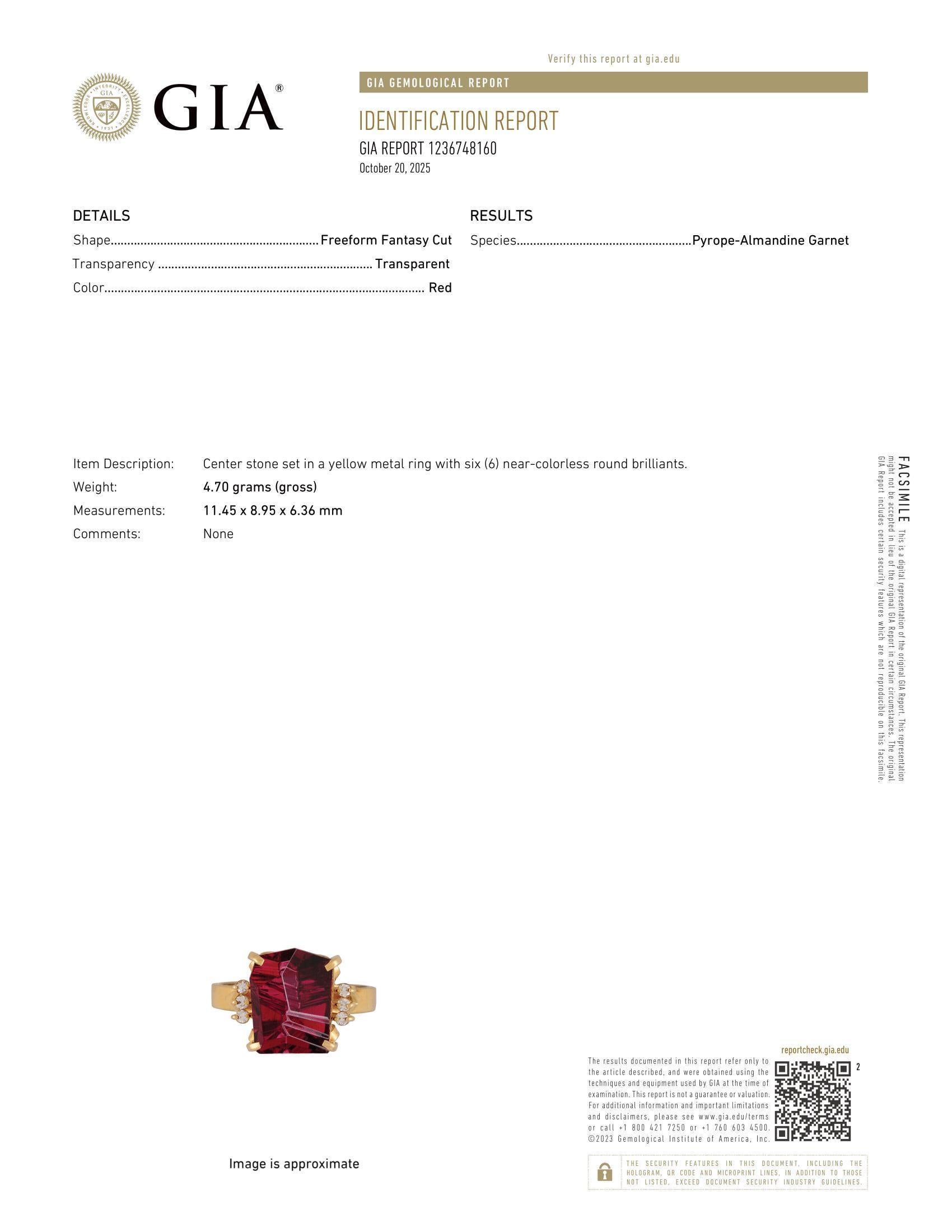 Bague en or jaune 18k GIA 3.47ct Grenat rouge fantaisie Freeform avec accents de diamant en vente 7