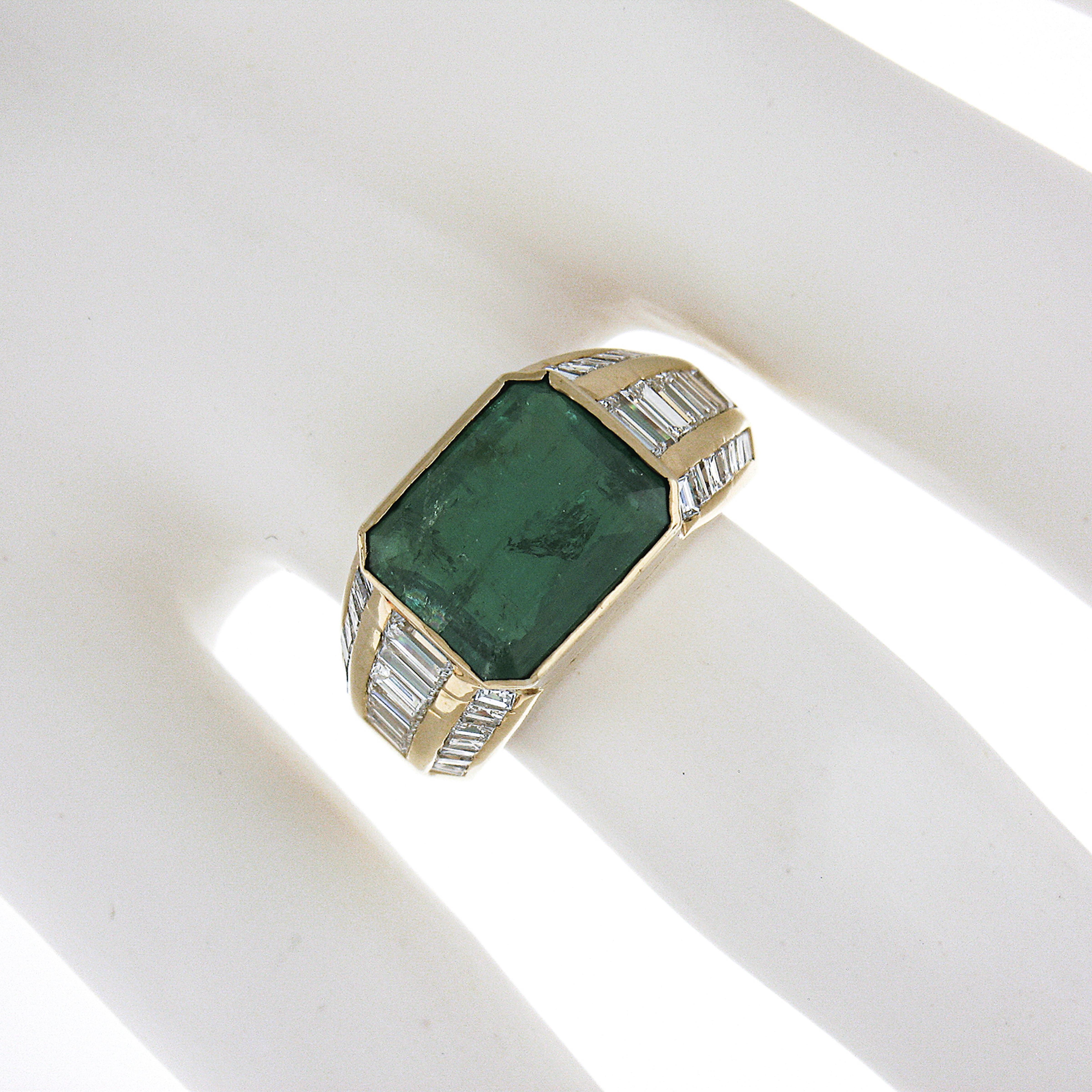 18k Yellow Gold Gia 4.65ctw Bezel Set Emerald & Diamond Statement Cocktail Ring In Excellent Condition For Sale In Montclair, NJ