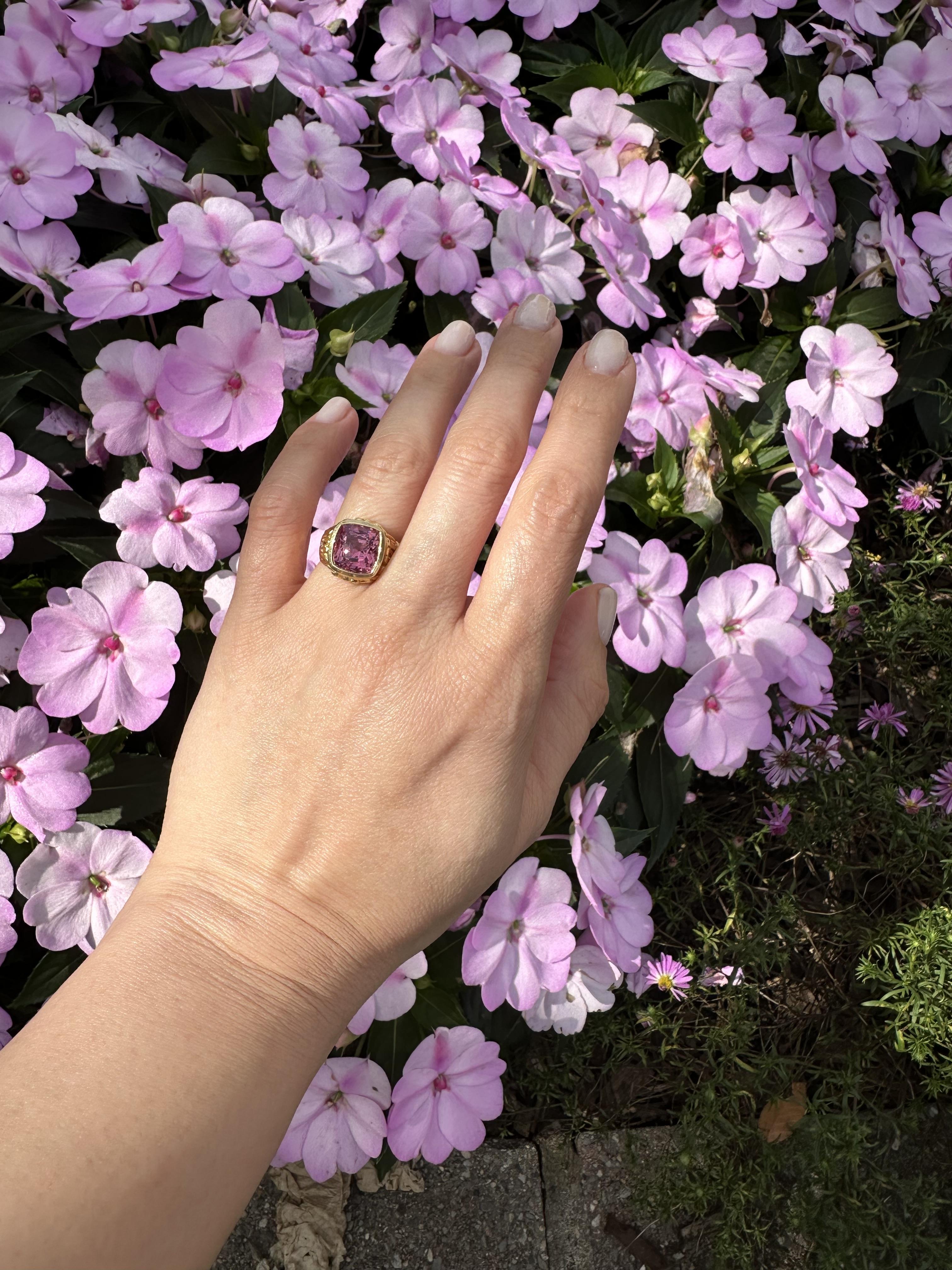 18k Yellow Gold GIA 7.6ct No Heat Burma Pink Spinel Bezel Solitaire Ring For Sale 6