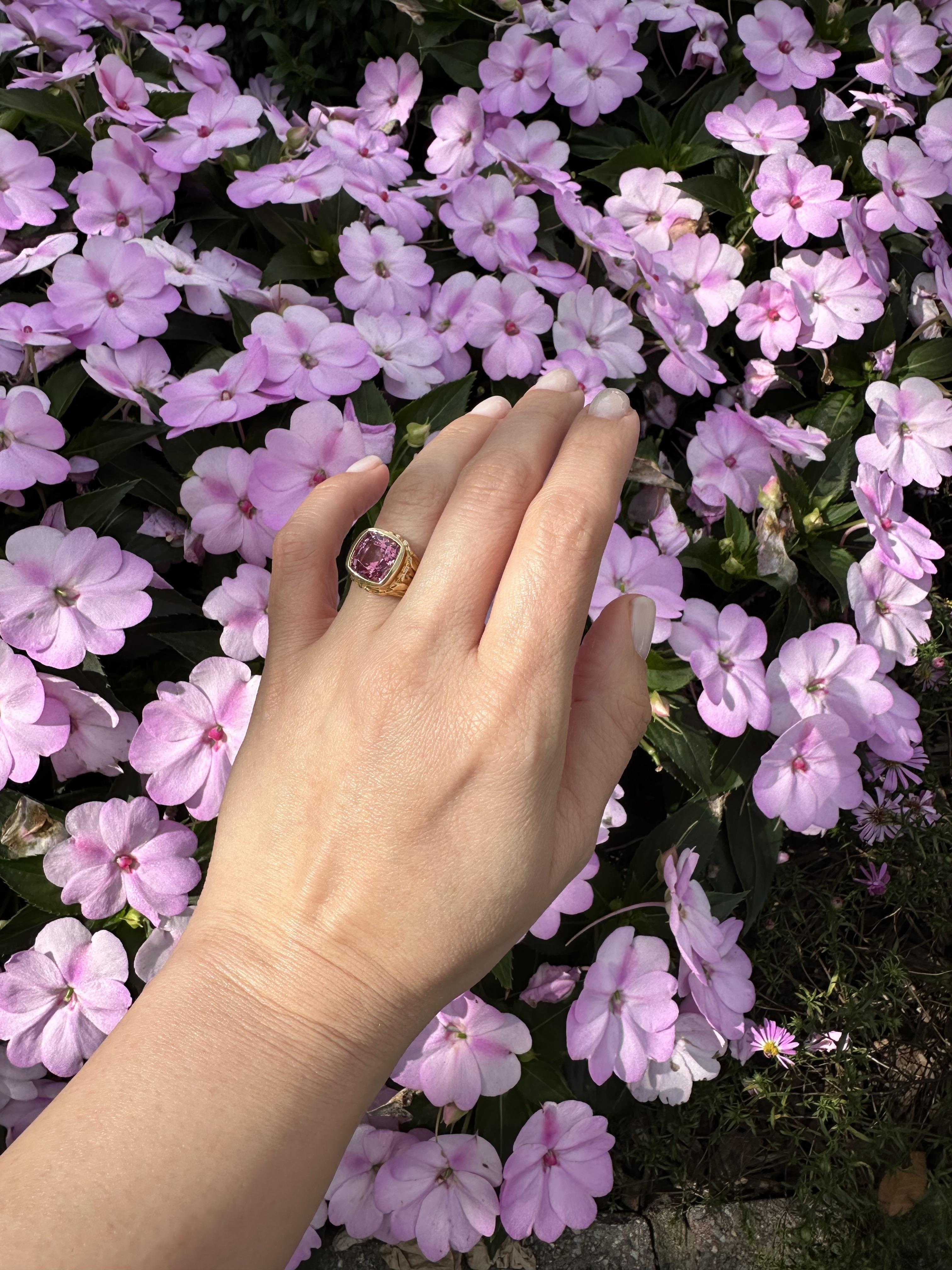 18k Yellow Gold GIA 7.6ct No Heat Burma Pink Spinel Bezel Solitaire Ring For Sale 7
