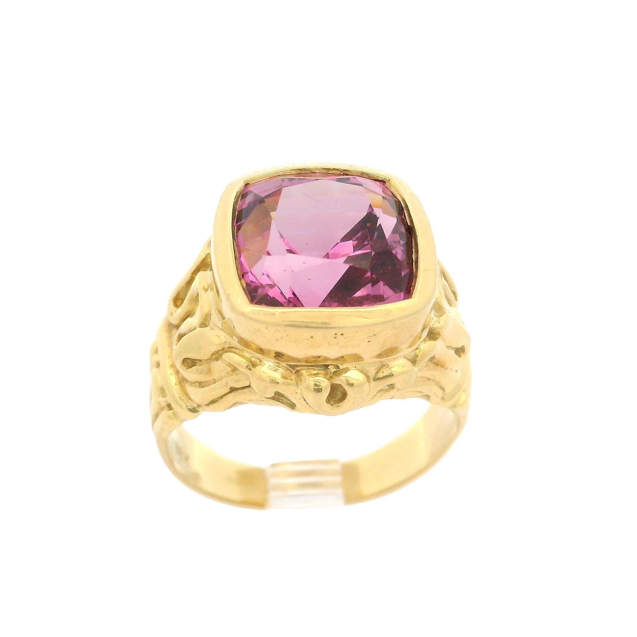 18k Yellow Gold GIA 7.6ct No Heat Burma Pink Spinel Bezel Solitaire Ring For Sale 2