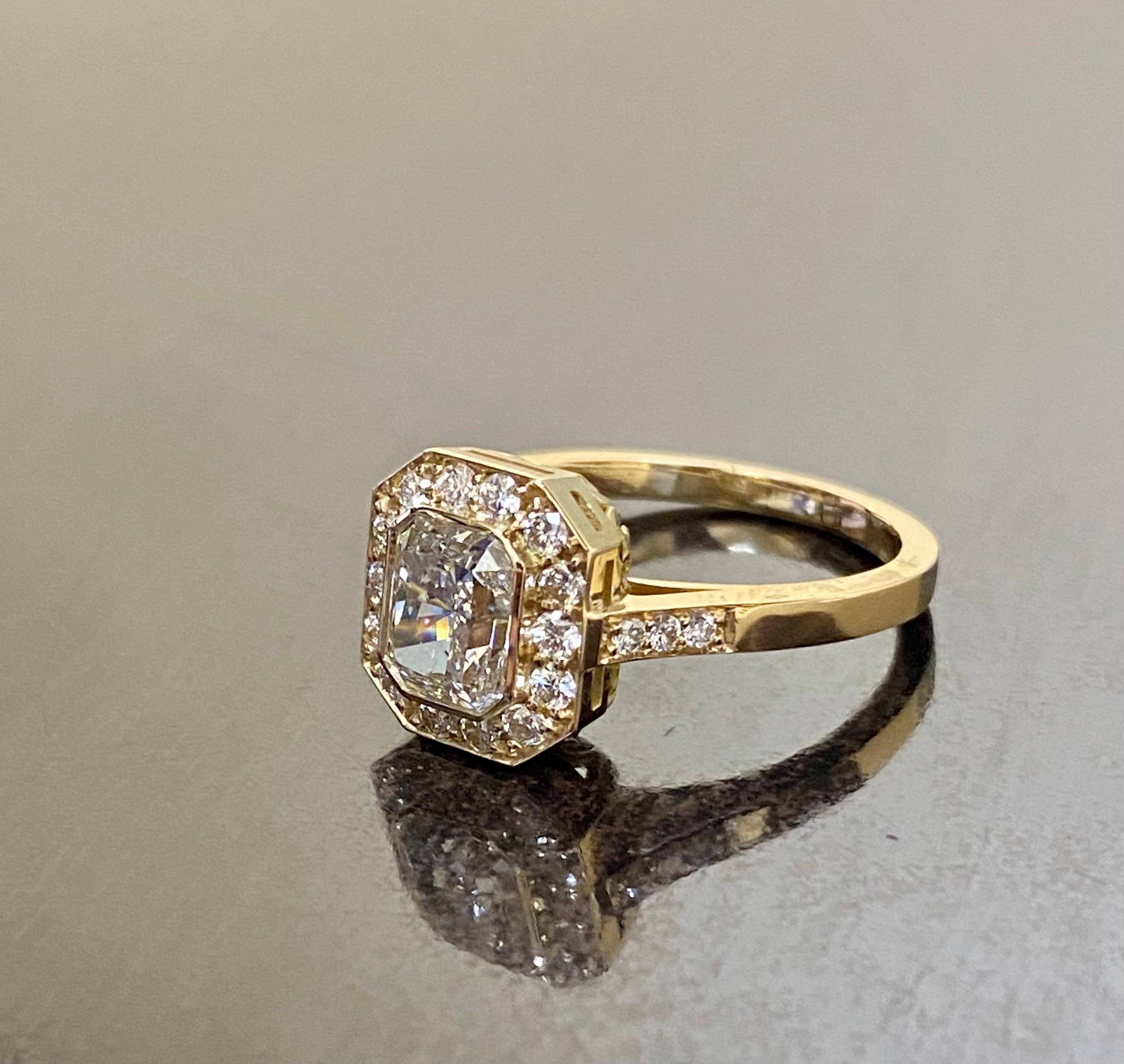 18K Yellow Gold GIA Certified 1.50 Carat Radiant Cut Diamond Ring For Sale 4