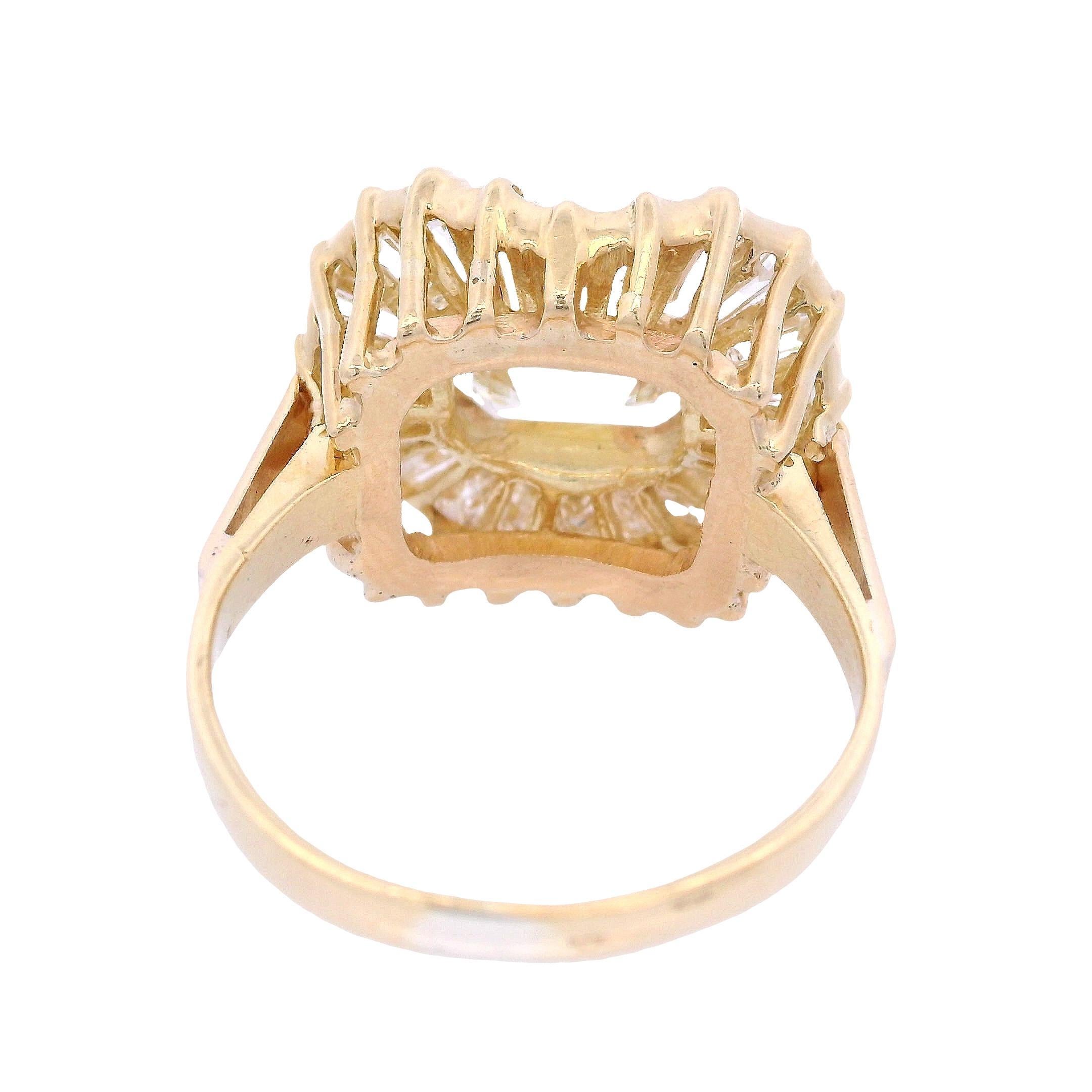 18K Yellow Gold GIA Certified 1.70 Ct. Diamond Ring For Sale 2