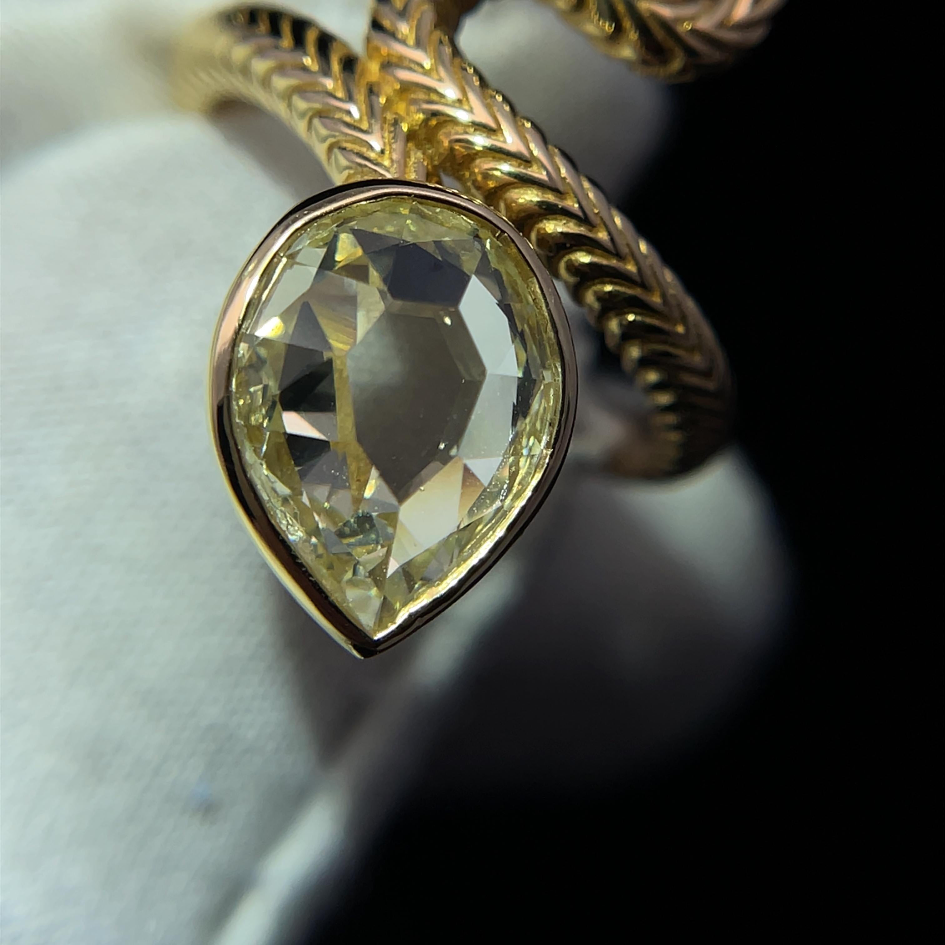 18k Yellow Gold GIA Certified 2.20ct Natural Diamond Serpent Ring For Sale 4