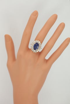 18K Yellow Gold GIA Certified Oval Blue Sapphire Diamond Cocktail Ring