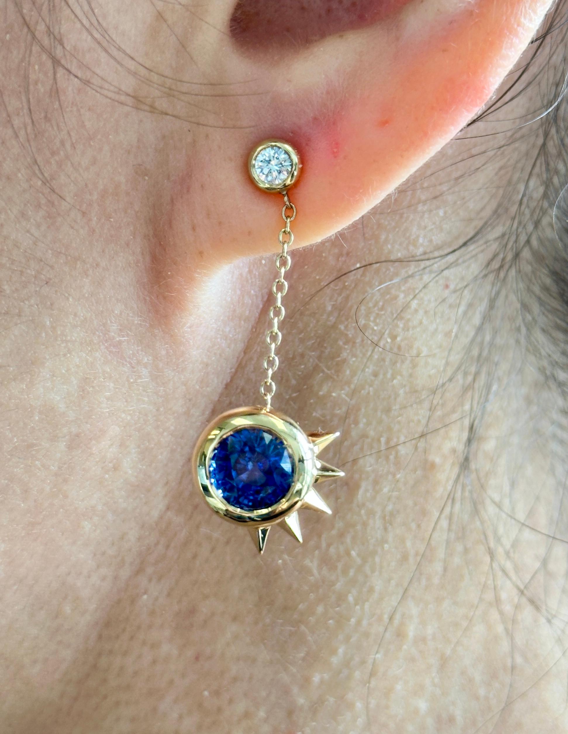 Orecchini pendenti in oro giallo 18 carati con zaffiro e diamante dello Sri Lanka certificati GIA in vendita 5