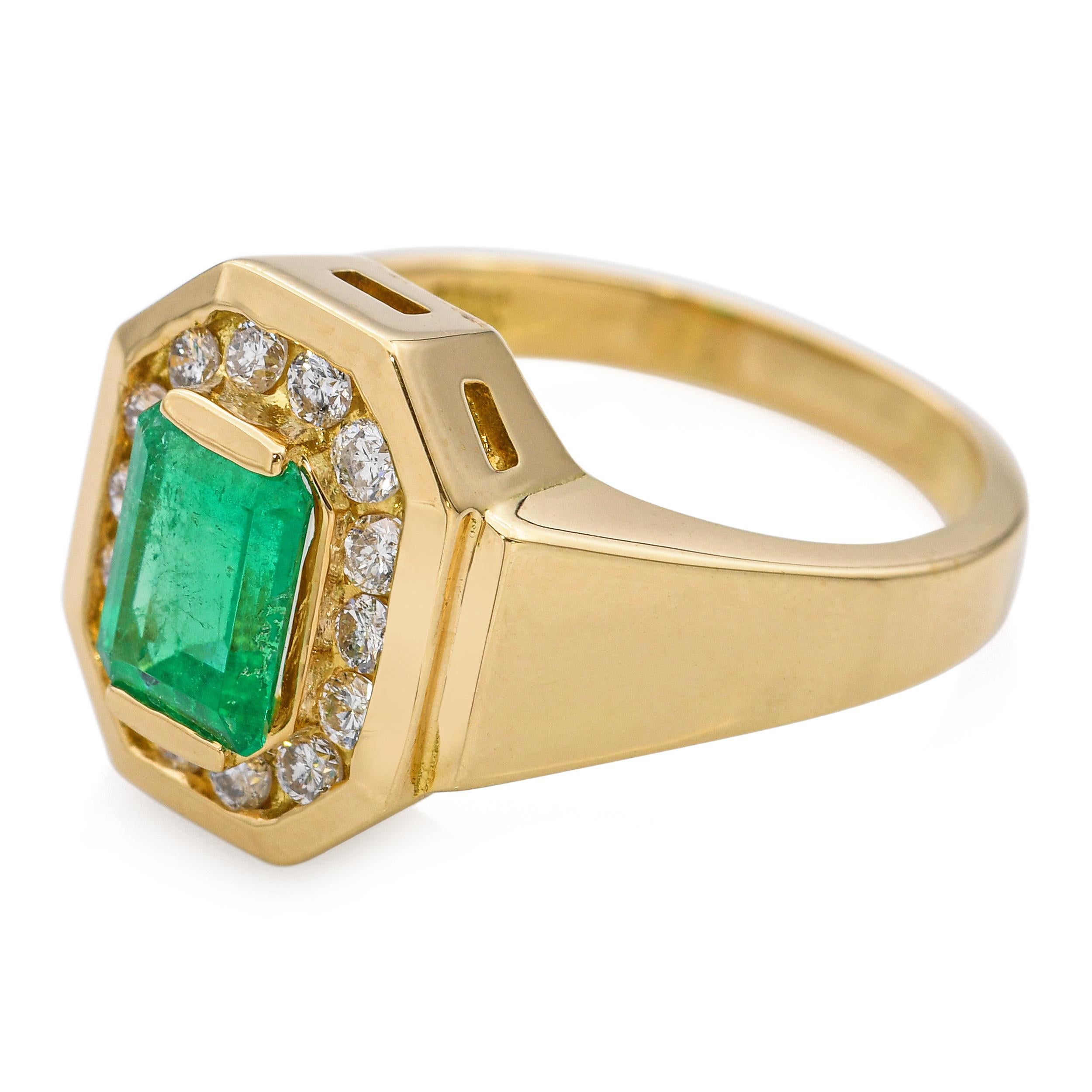 Women's 18K Yellow Gold GIA Colombian F2 Emerald & 0.28tcw Diamond Ring For Sale