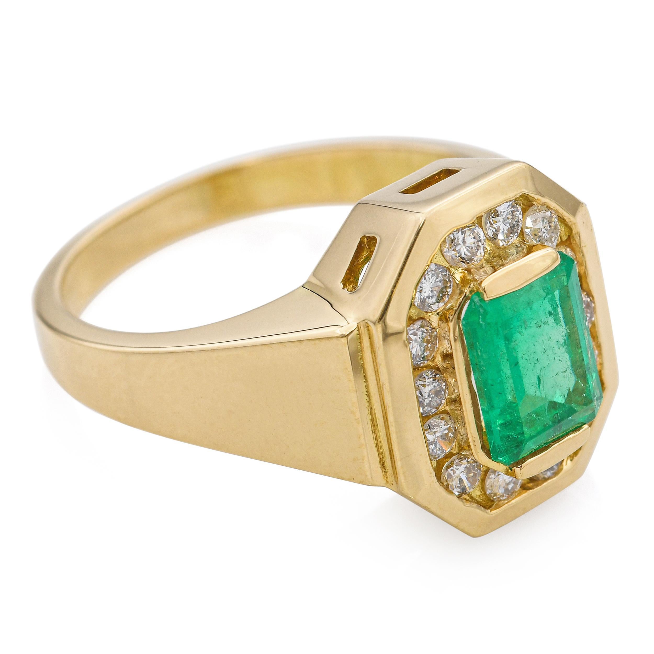 18K Yellow Gold GIA Colombian F2 Emerald & 0.28tcw Diamond Ring For Sale 1