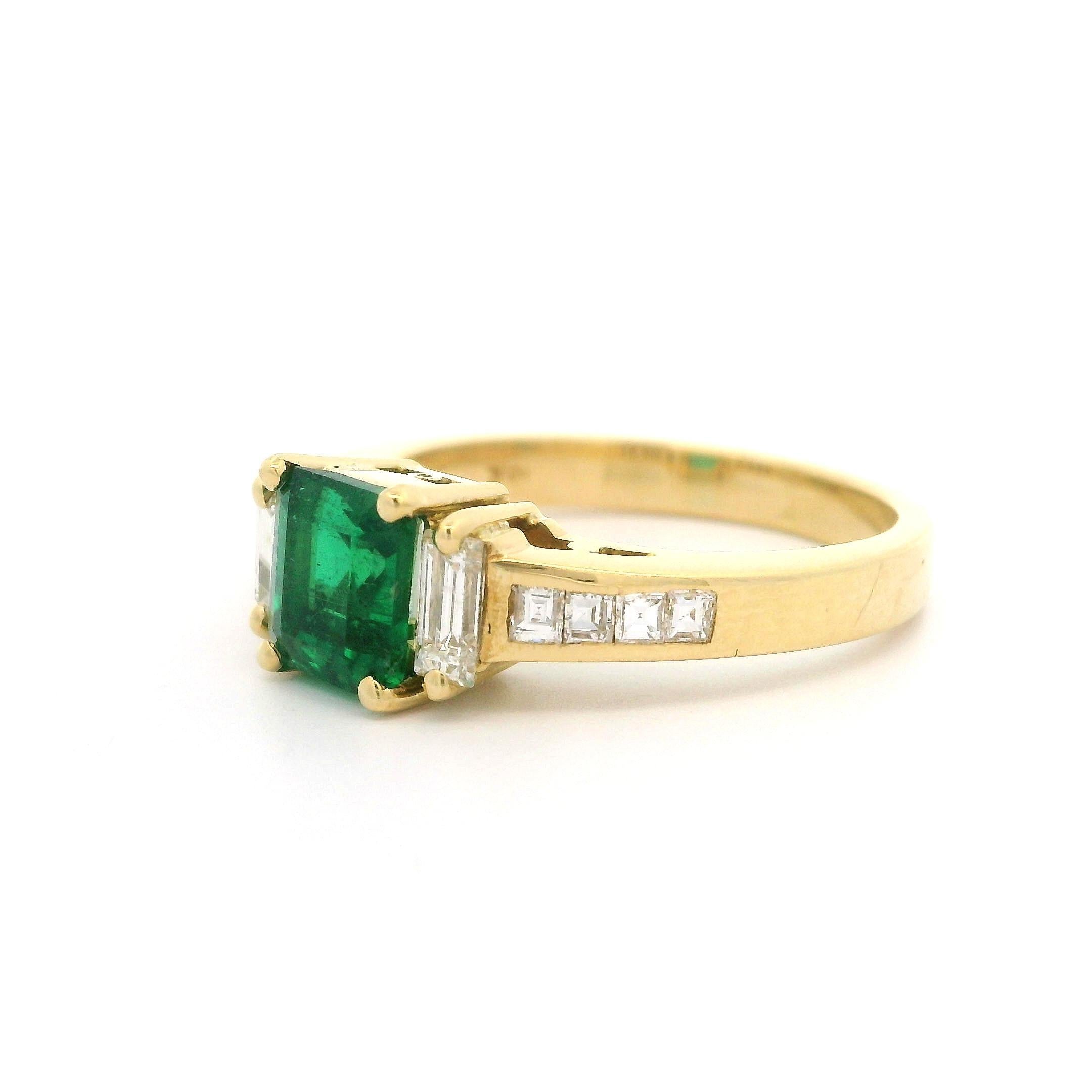 18k Yellow Gold GIA Graded 1.30ctw High Quality Emerald & Diamond Elegant Ring 4