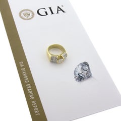 18k Yellow Gold GIA Round Diamond Engagement Ring & Invisible Set Princess Sides