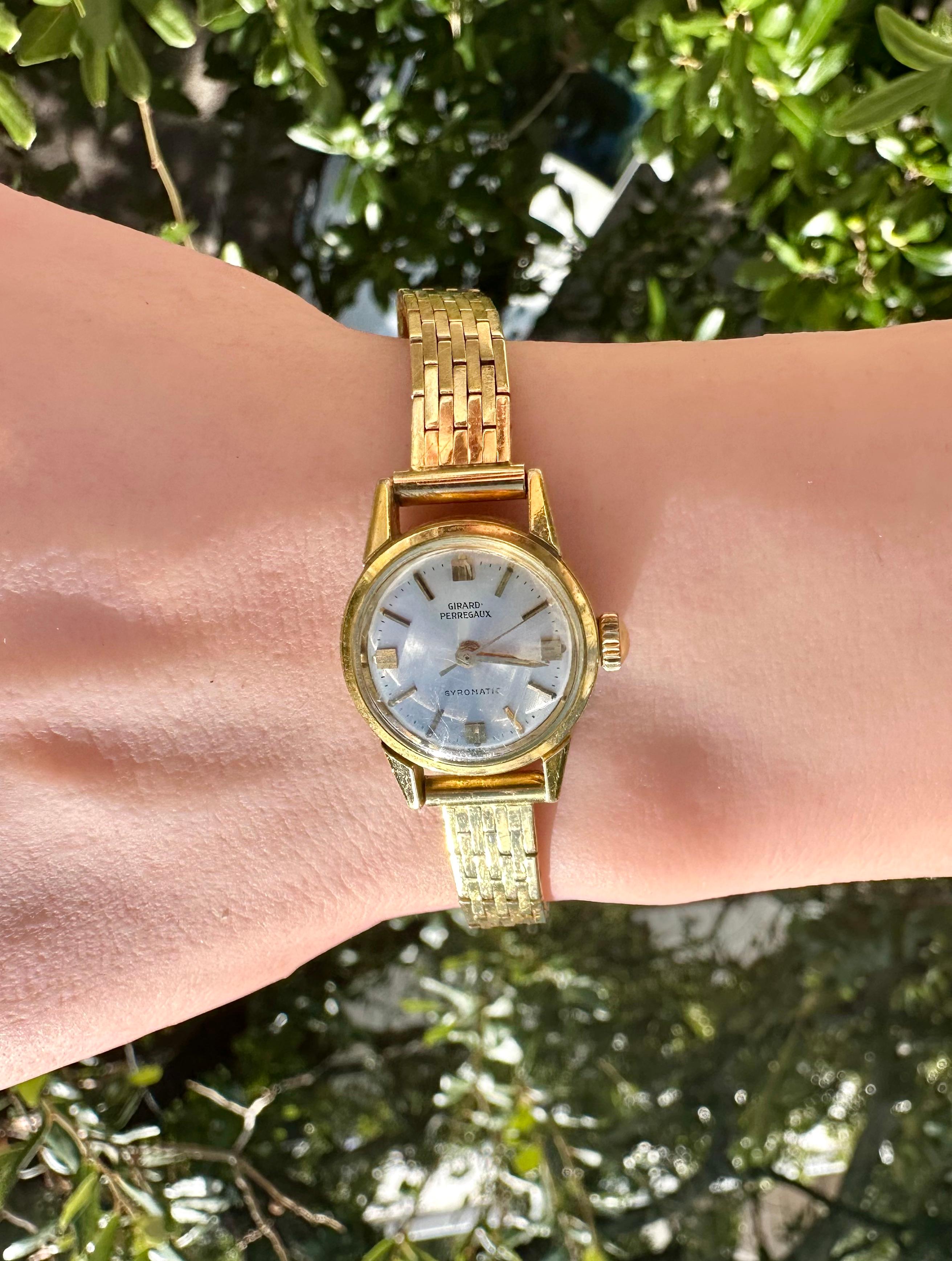 18 Karat Gelbgold Girard Perregaux Vintage Damen-Handgeflügelte Vintage-Uhr im Zustand „Relativ gut“ im Angebot in Houston, TX
