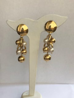 18 Karat Yellow Gold, Gold Spheres and Pearls Earrings
