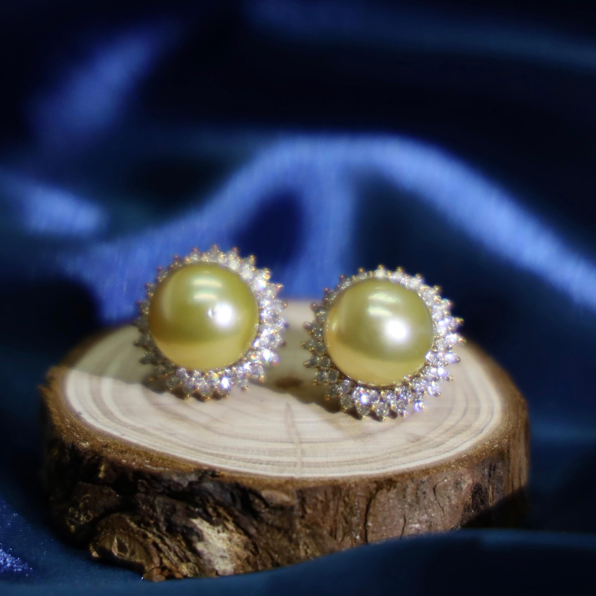 Round Cut 18K Yellow Gold Golden South Sea Pearl & Diamond Earrings For Sale