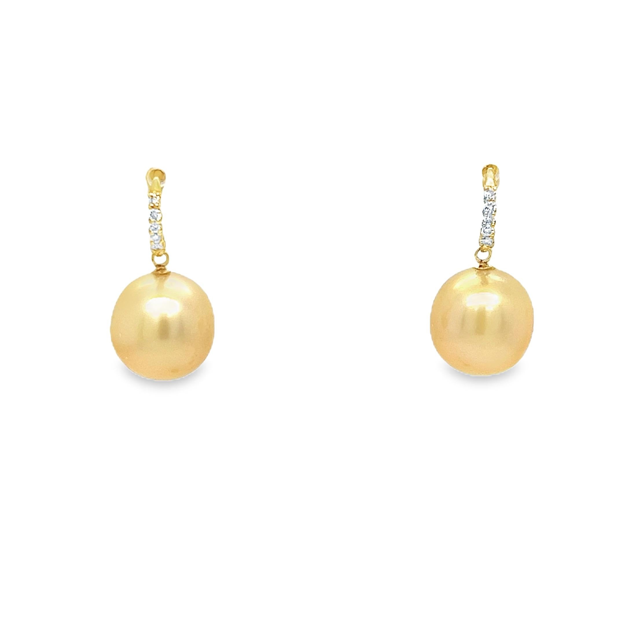 Boucles d'oreilles pendantes en or jaune 18K perles des mers du sud - perles de culture 12mm en vente 2