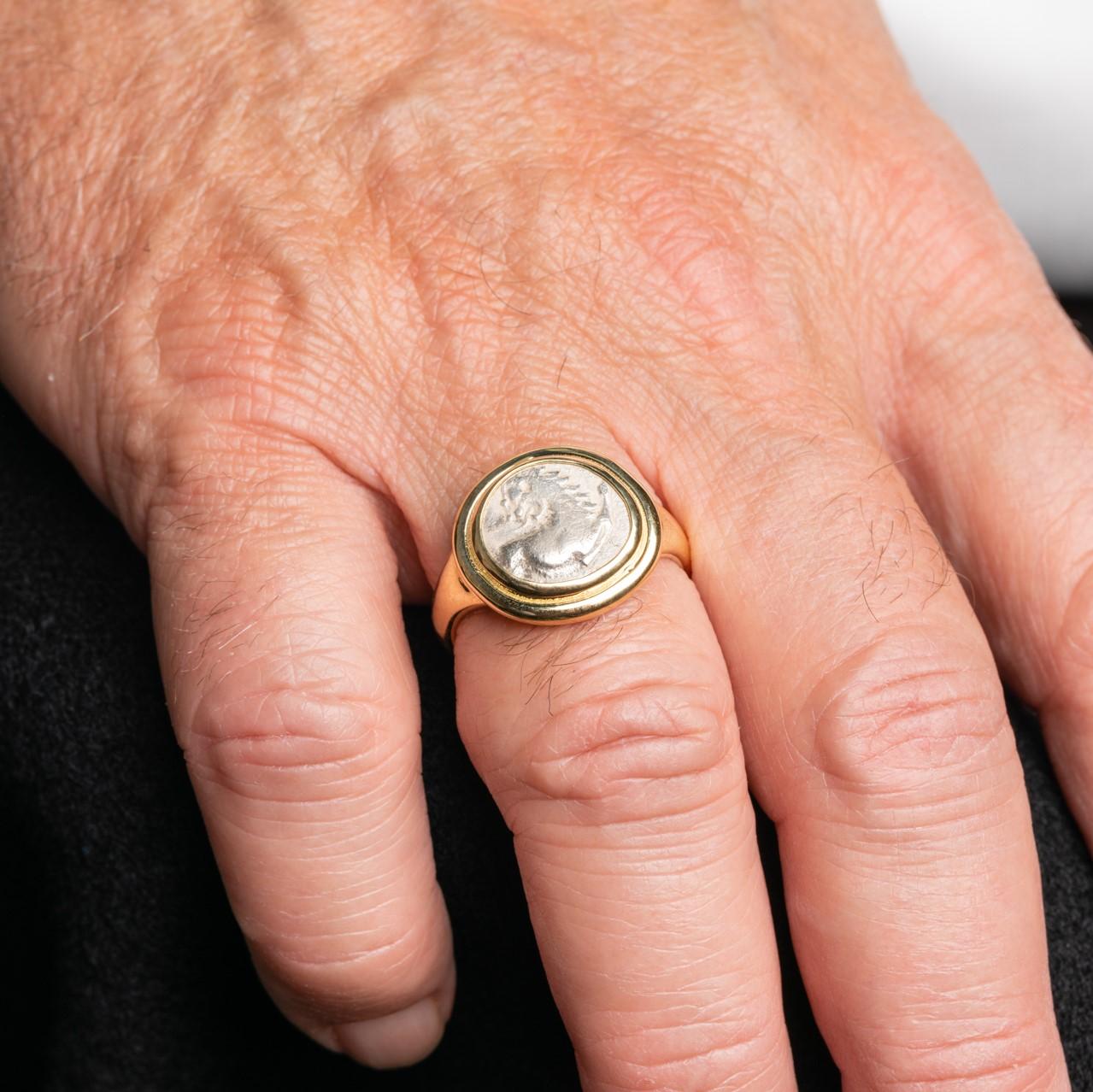 18 Karat Yellow Gold Greek Lion Coin Men's Ring In New Condition In Greenville, SC