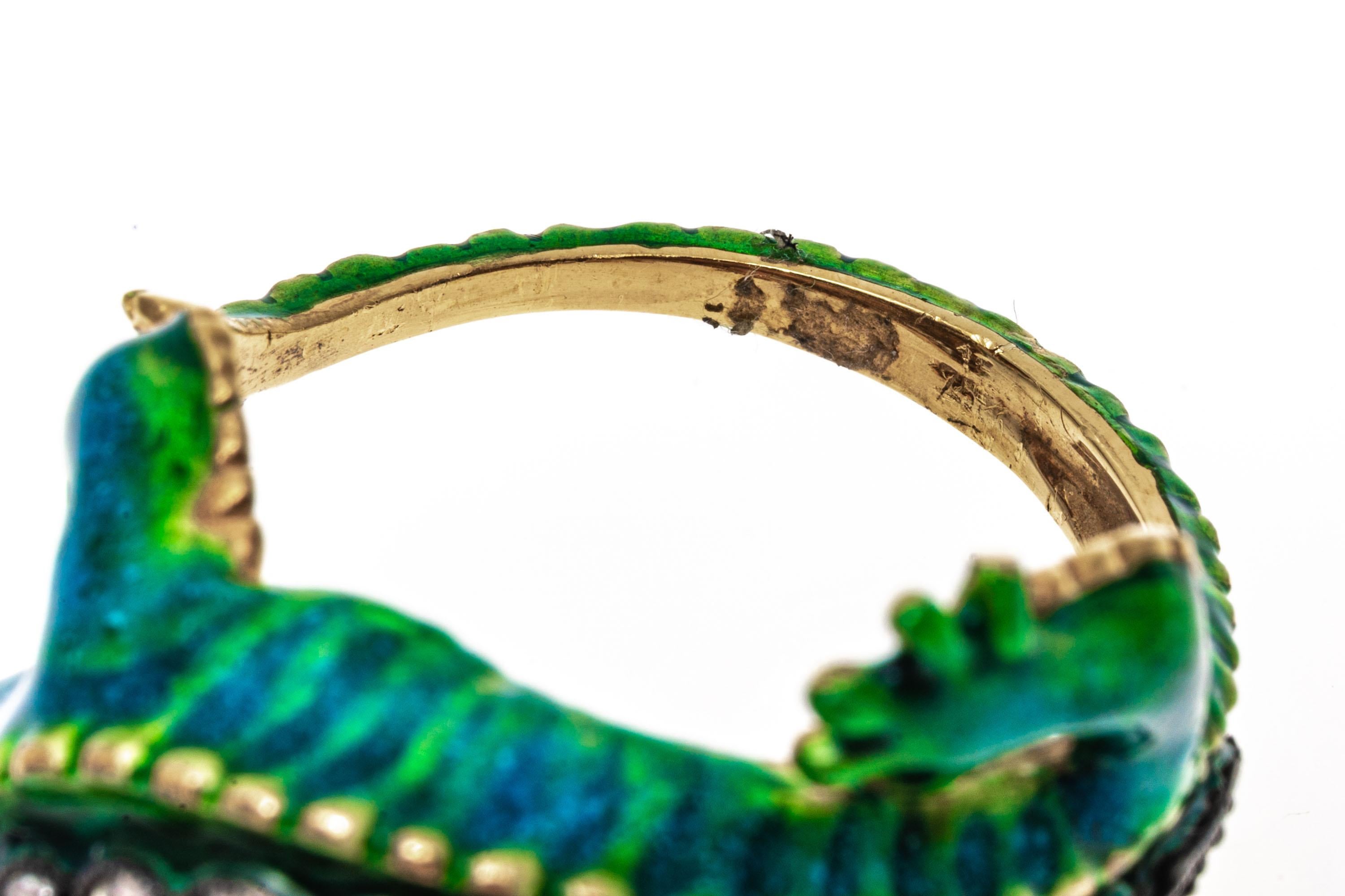18k Yellow Gold Green Blue Enamel Alligator Ring with Diamonds For Sale 2