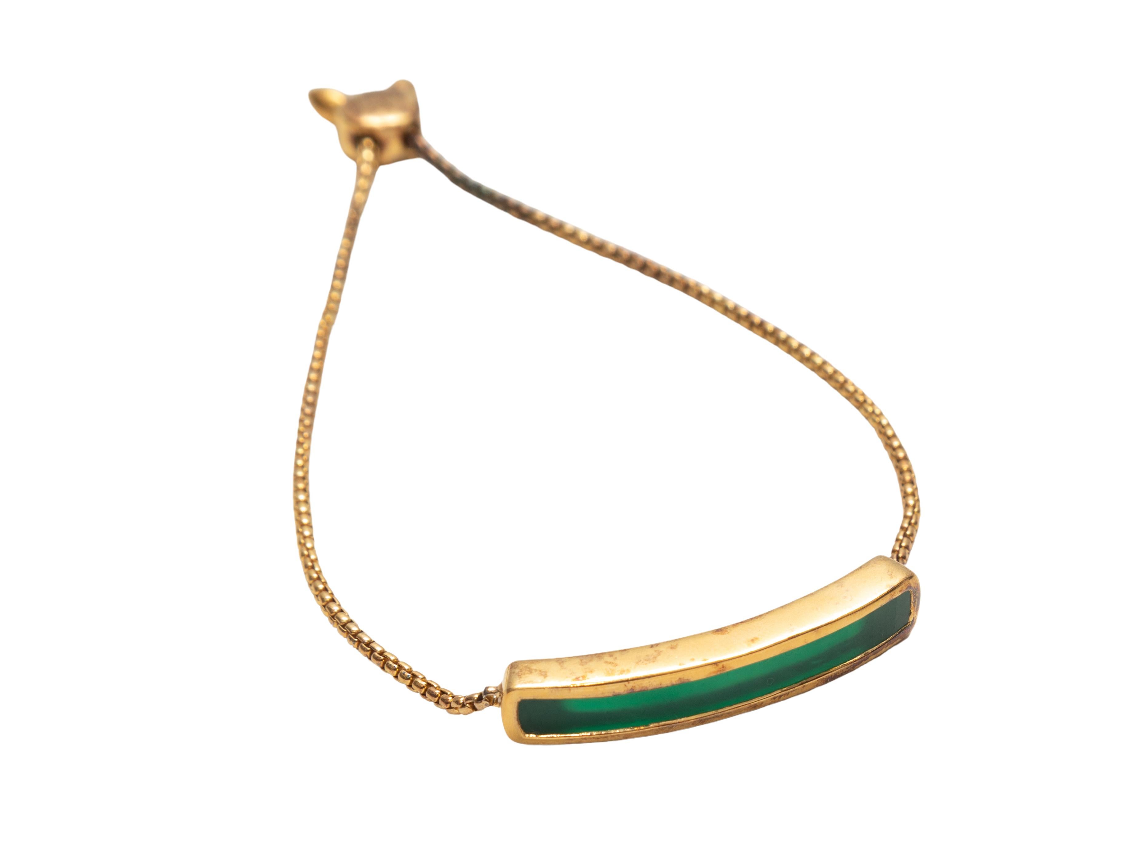 Taglio grezzo Bracciale Monica Vinader in oro giallo 18 carati e calcedonio verde in vendita
