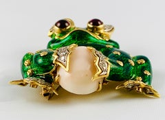 18 Karat yellow Gold Green Enamel Diamond Coral and Ruby Frog Brooch Pin