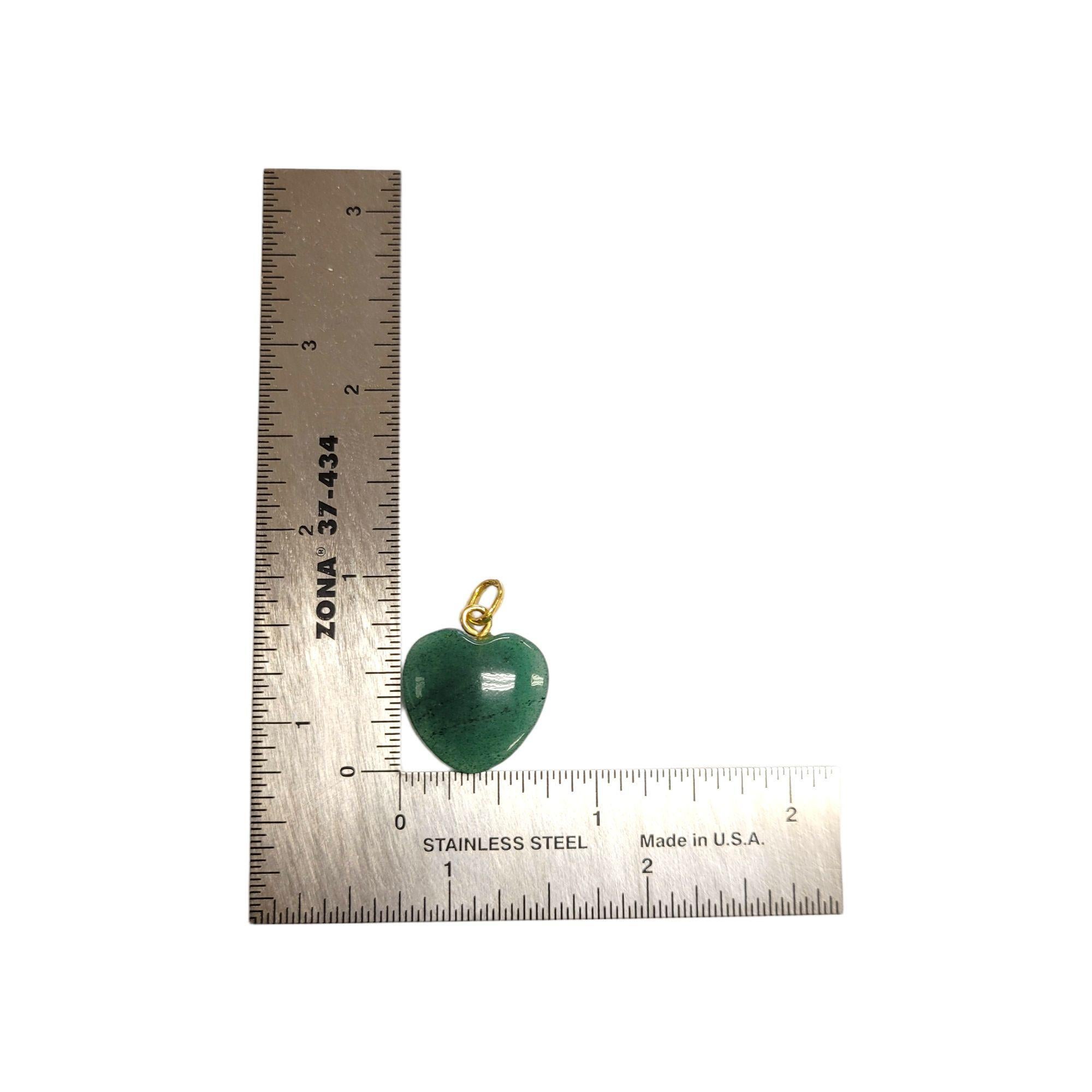 18K Yellow Gold Green Heart Pendant #13624 For Sale 1