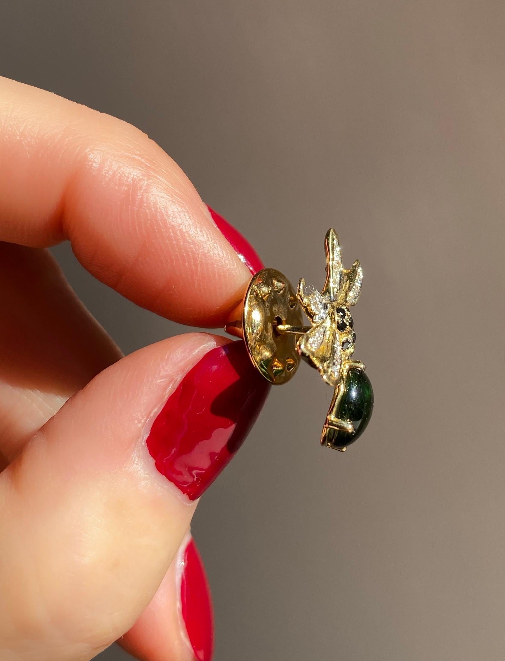 Art Deco 18k Yellow Gold Green Tourmaline White & Black Diamonds Unisex Brooch Pin For Sale