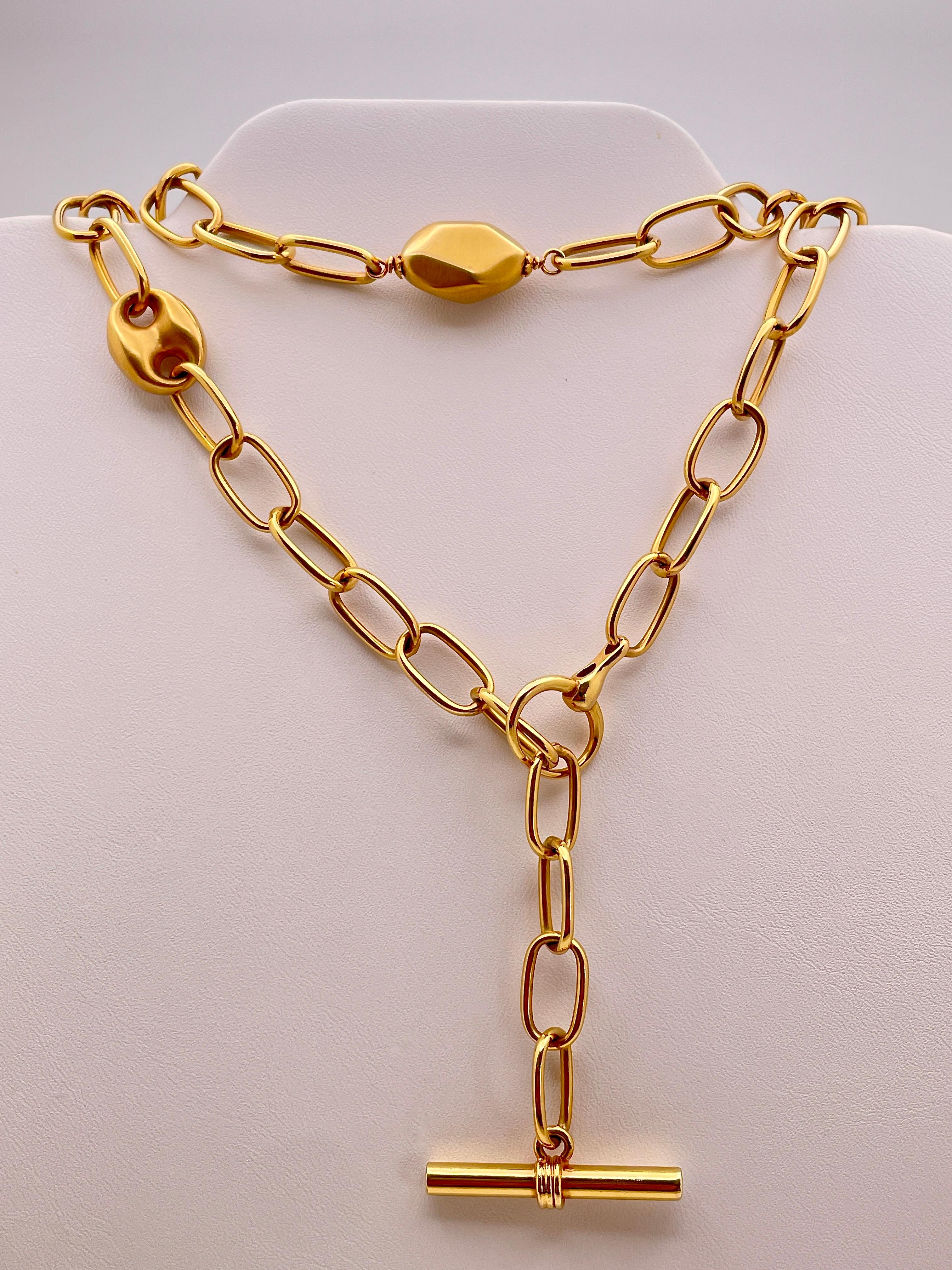 18K Rose Gold Gucci Design Toggle Clasp Link Necklace For Sale 1