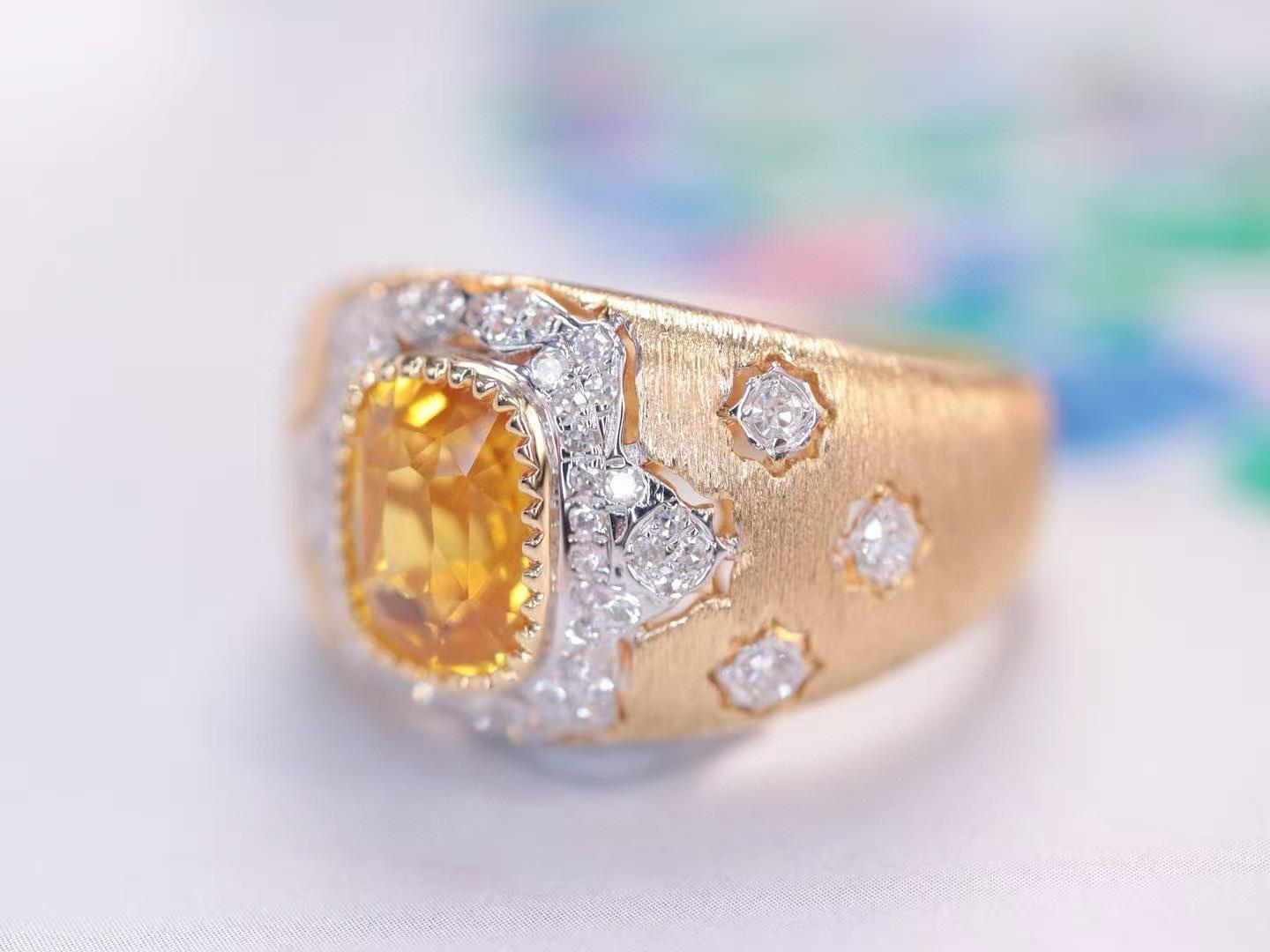 Oval Cut 18K Yellow Gold Guild Certified 2.03 Carat Yellow Sapphire Diamond Cocktail Ring