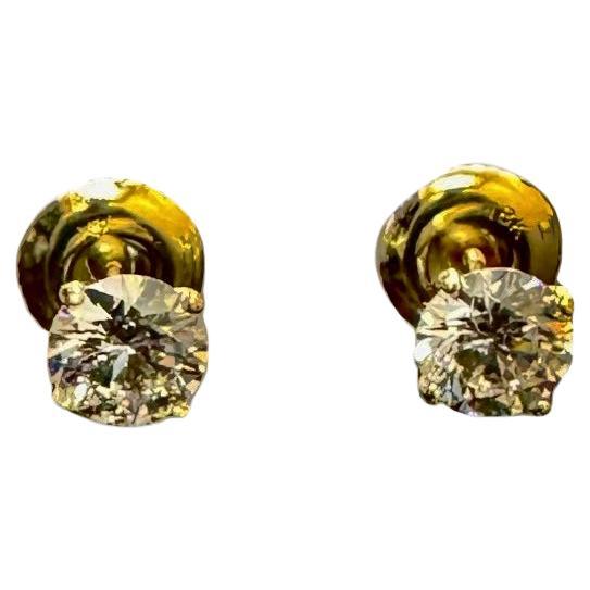 18K Yellow Gold H Color VS1 GIA Certified 1.10 Carat Diamond Stud Earrings For Sale