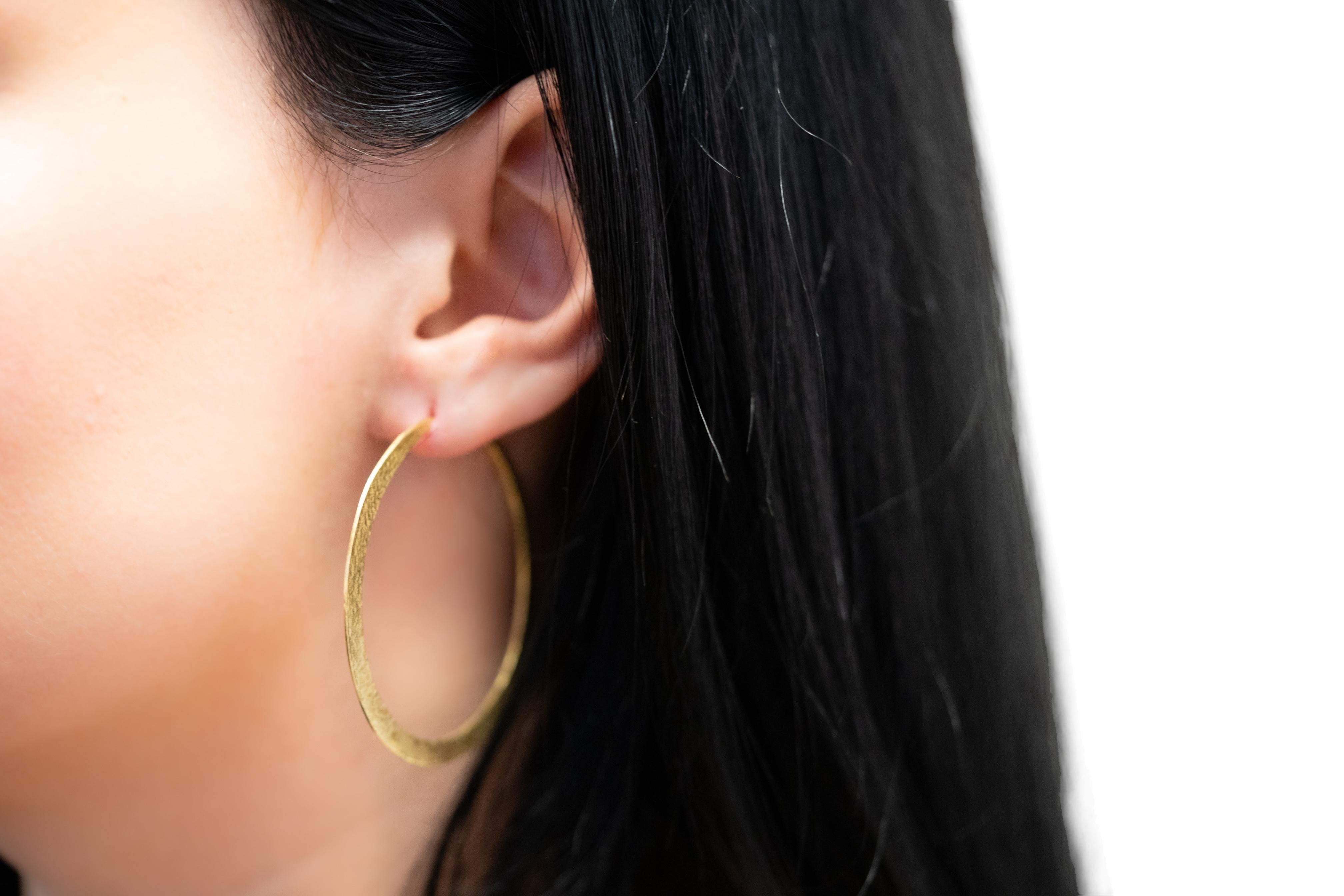 Boucles d'oreilles en or jaune 18k Hammer Boca Raton en vente 5