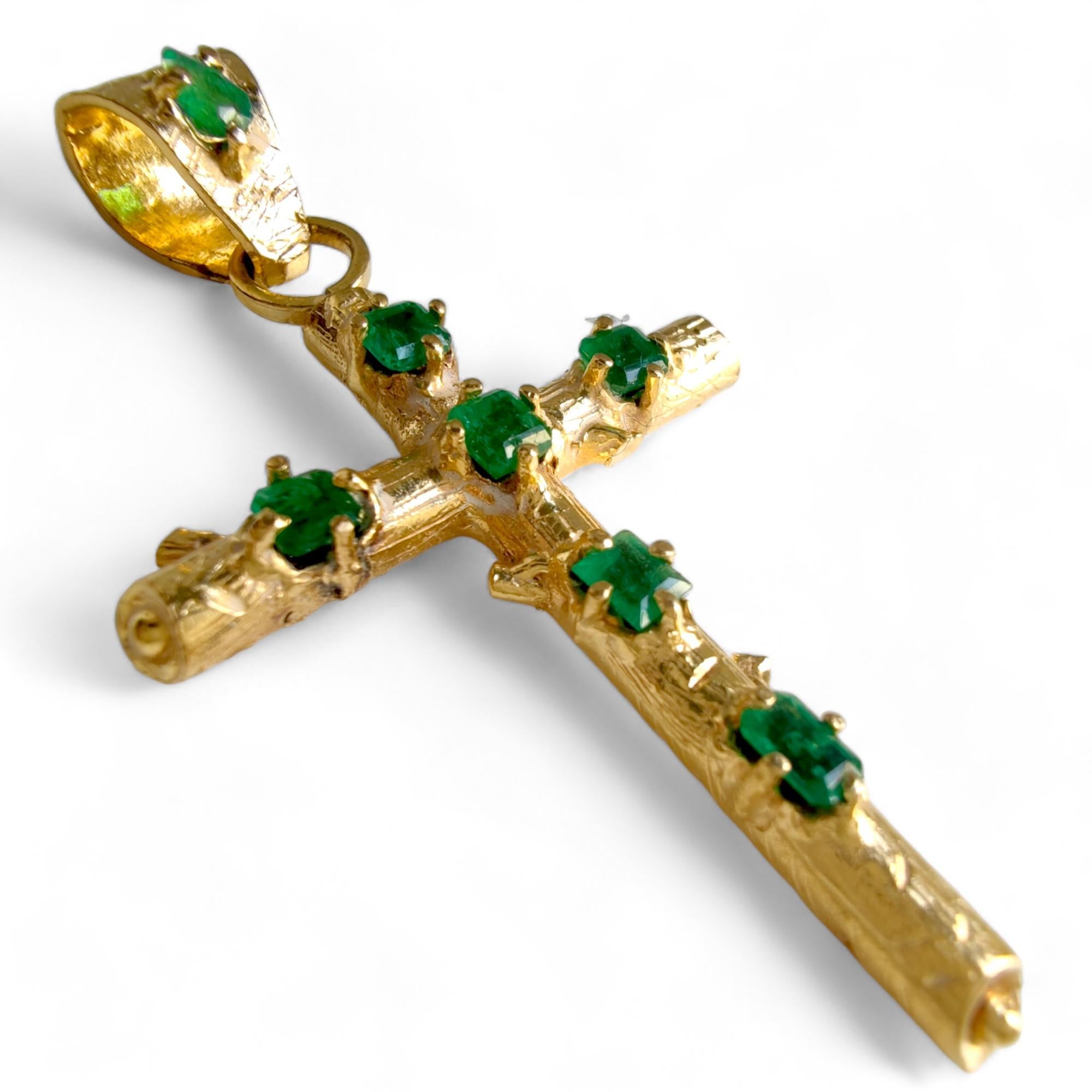 Contemporary 18K Yellow Gold Handmade Cross Pendant with  2.04 ct Emeralds - Unique Jewel For Sale