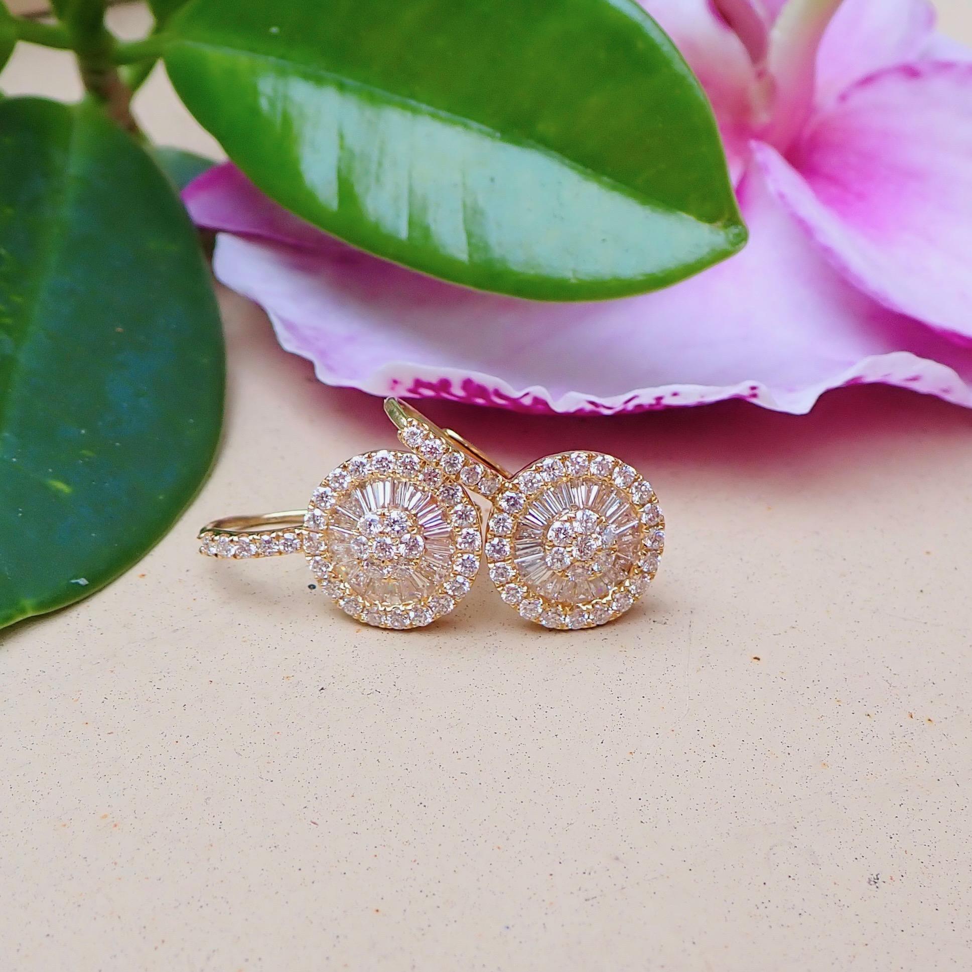 boucles d'oreilles pendantes en or jaune 18 carats avec 1,21 carat de diamant