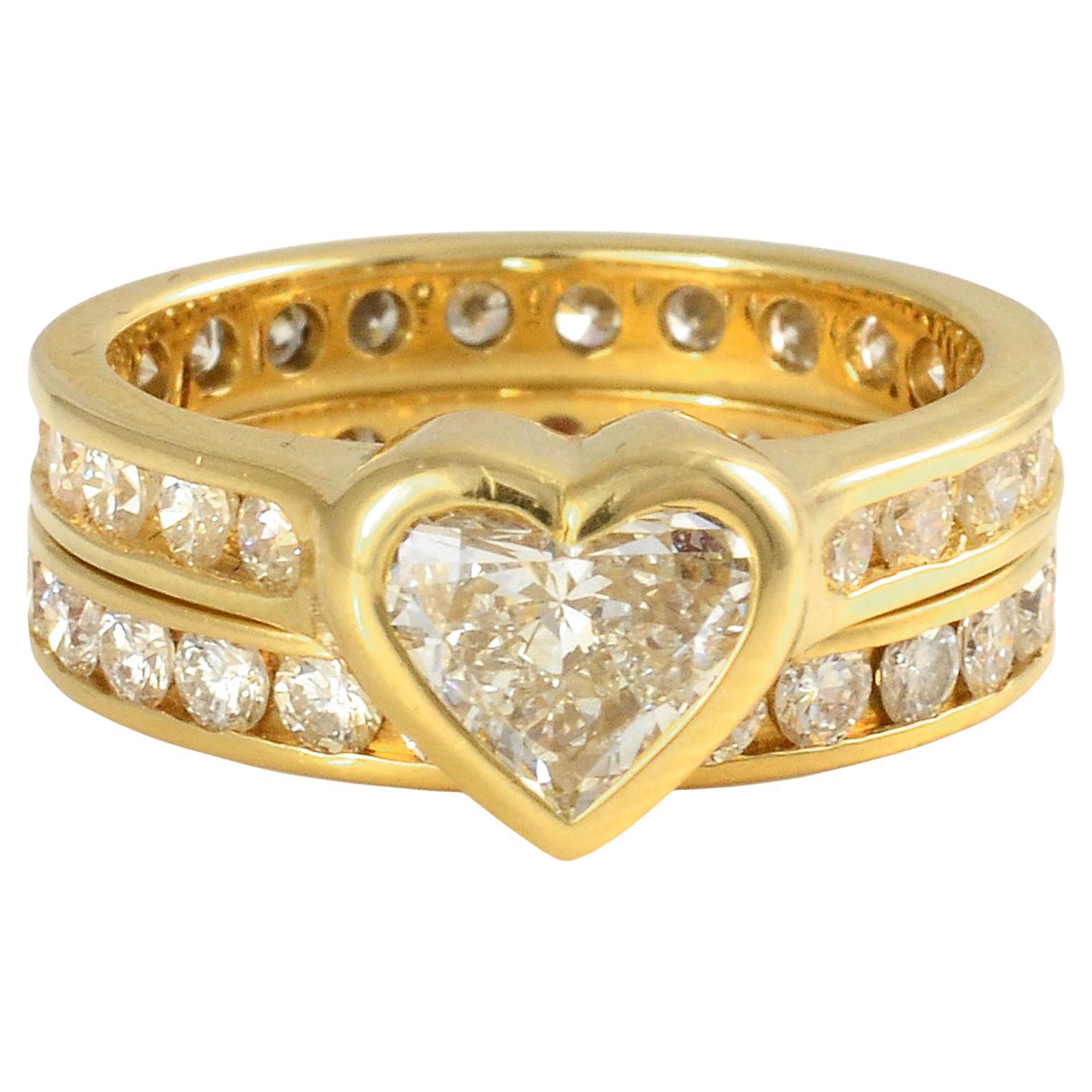 18K Yellow Gold Heart Diamond Wedding Set