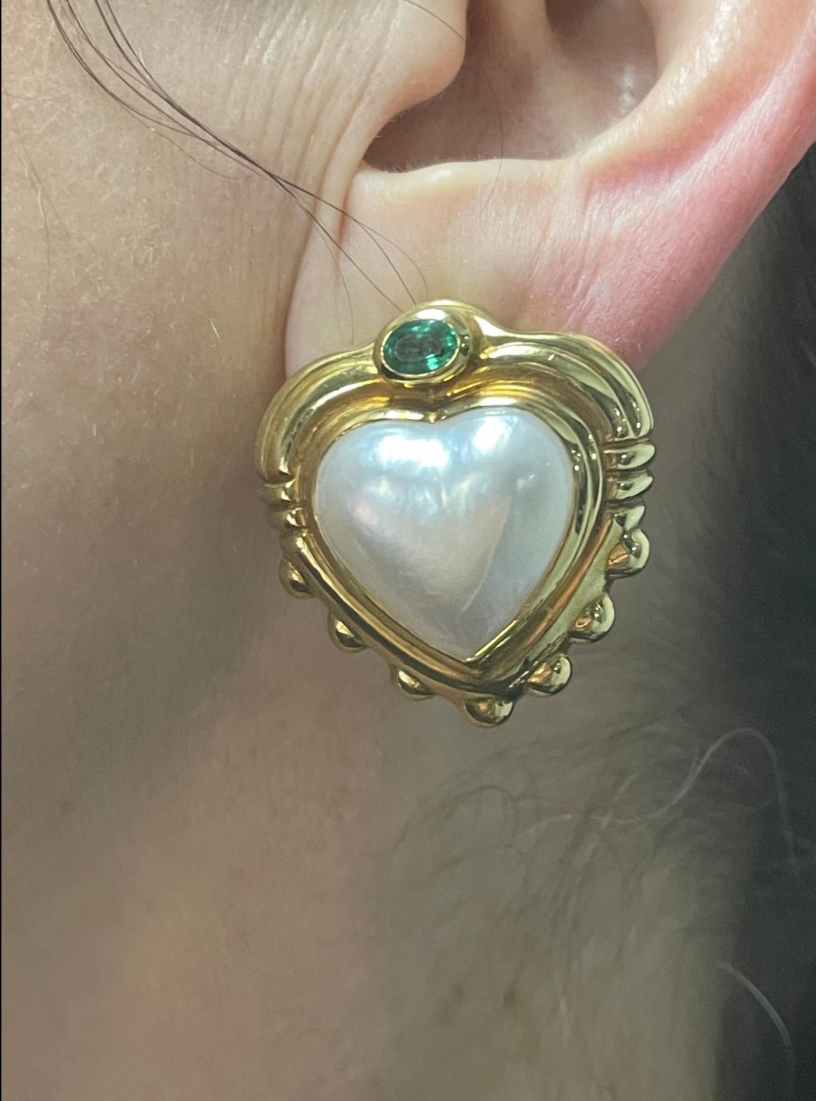 Brilliant Cut 18k Yellow Gold Heart Shaped Mabe Pearl and Tourmaline Earring For Sale