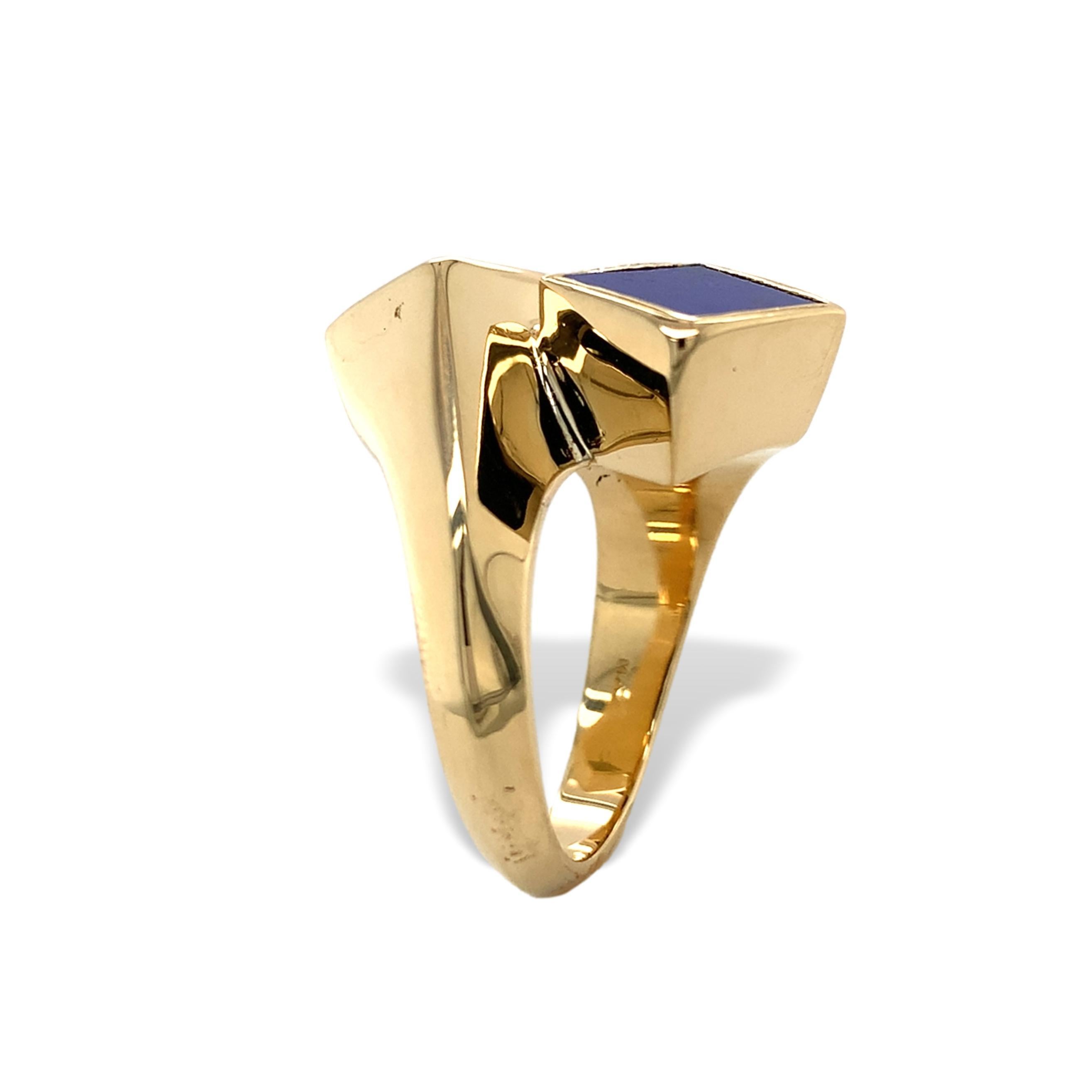 Contemporary 18K Yellow Gold Heavy Modern Lapis Bypass Ring For Sale