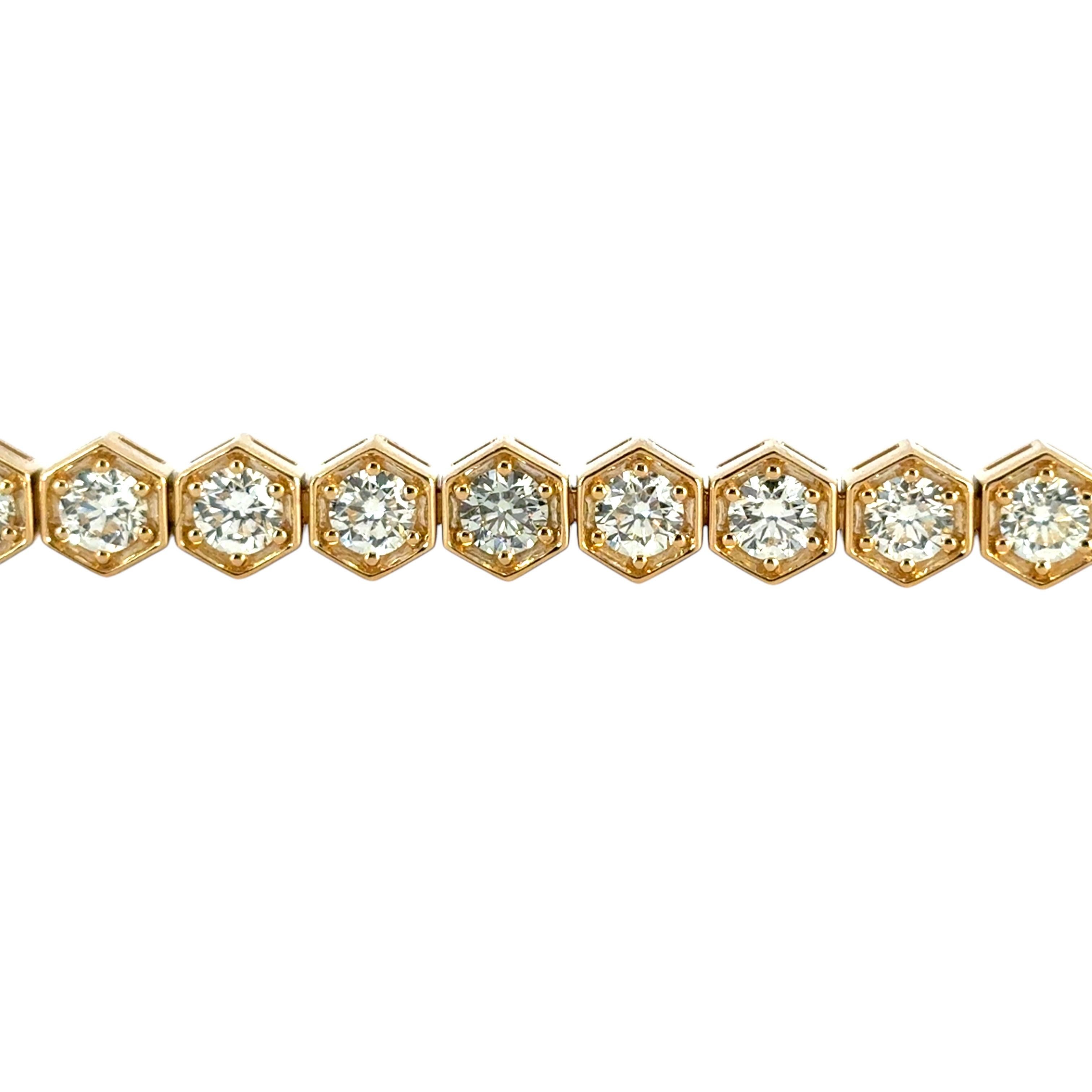Bracelet tennis en or jaune 18 carats avec lunette hexagonale et diamants ronds naturels de 7,25 carats en vente 5