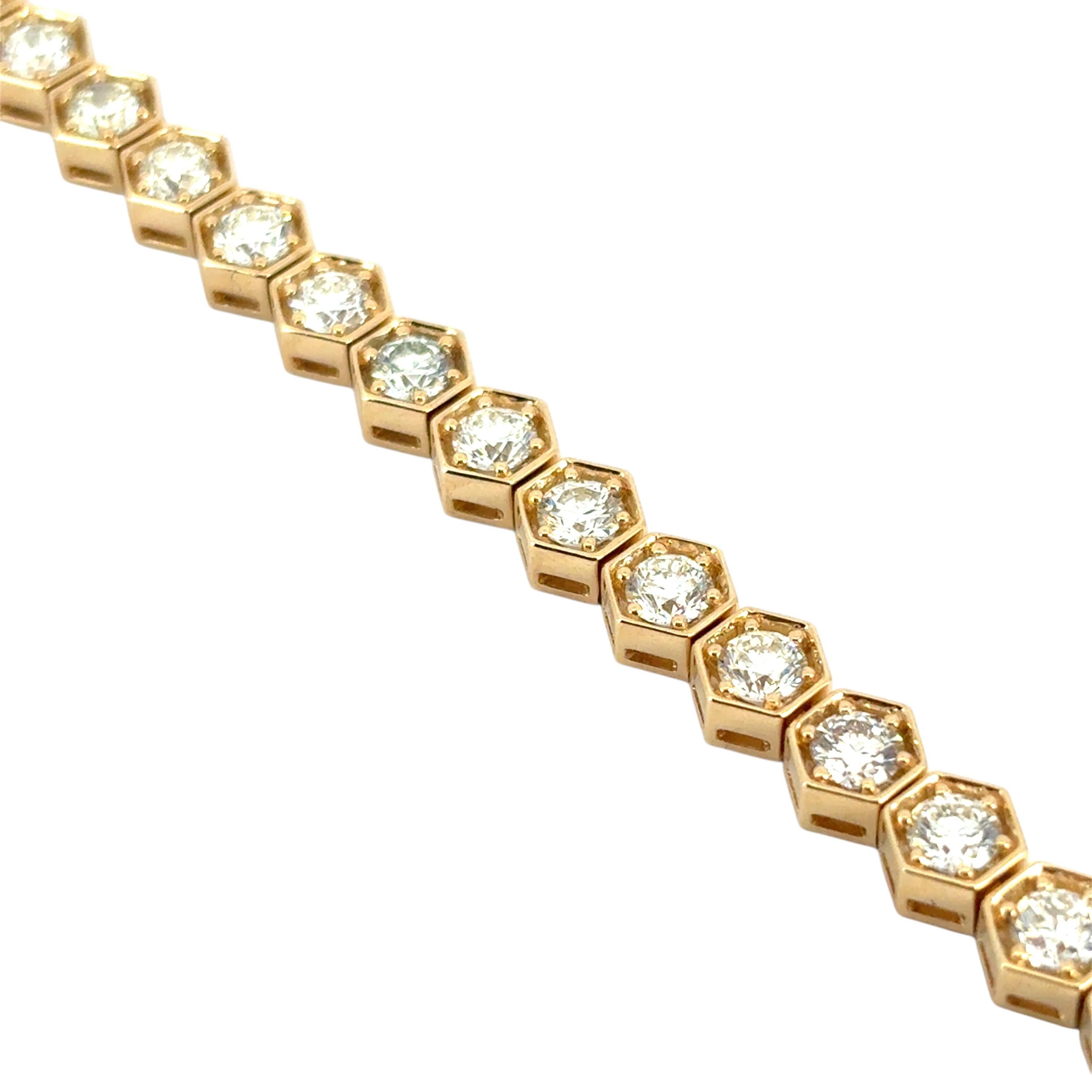 Bracelet tennis en or jaune 18 carats avec lunette hexagonale et diamants ronds naturels de 7,25 carats en vente 8