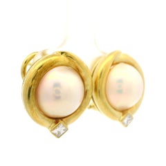 18k Yellow Gold High Quality 11.4mm Mabe Pearl & 0.40ctw Diamond Button Earrings