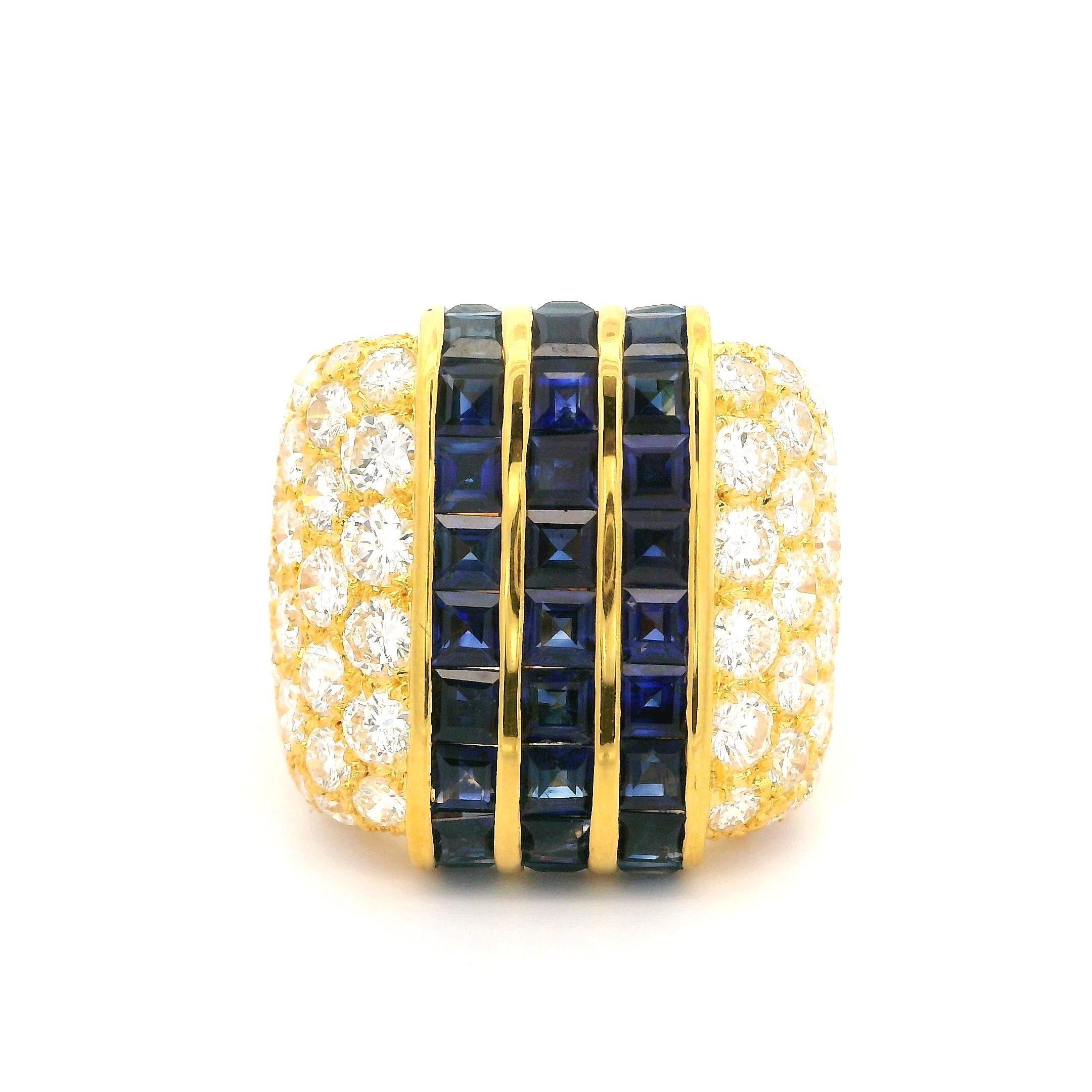 Anello a fascia larga da 19,6 mm in oro giallo 18k di alta qualità con zaffiro e diamante da 6,54 carati in vendita 1