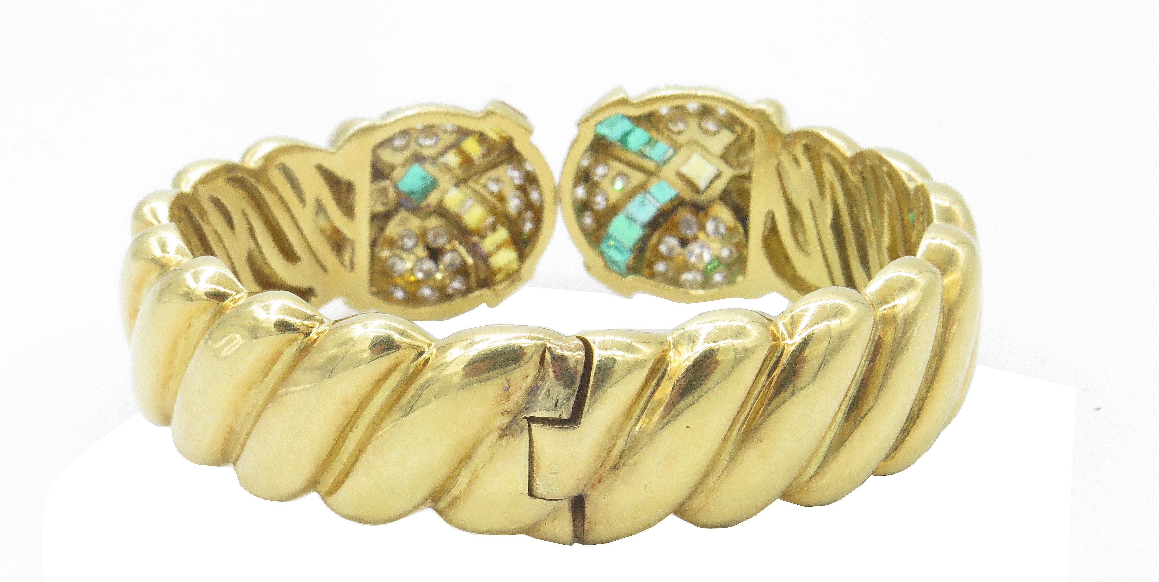 Women's or Men's 18 Karat Yellow Gold Hinged Bangle with Diamonds, Emeralds and Citrine For Sale