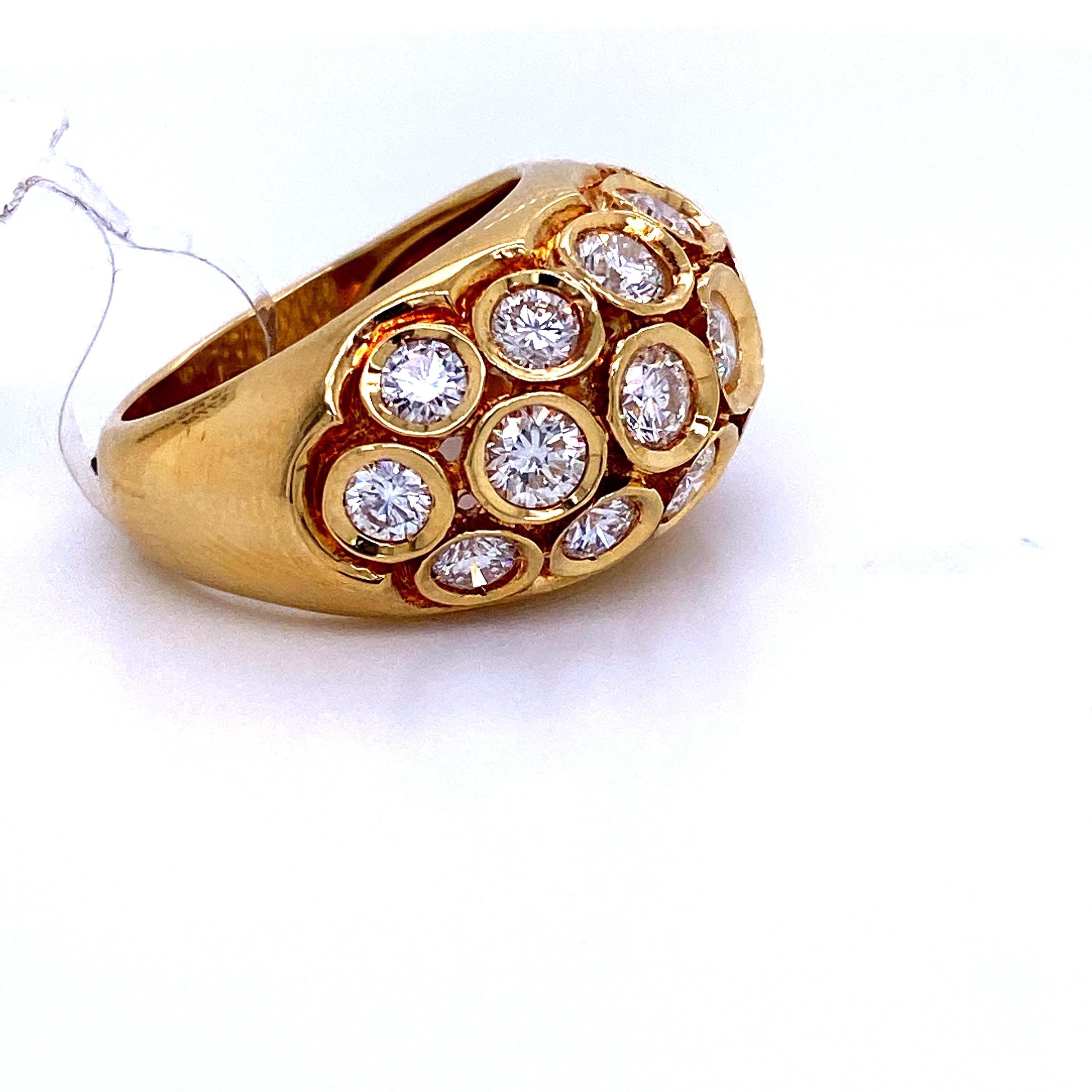 Women's 18 Karat Yellow Gold Honeycomb Dome Ring 2.77 Carat For Sale