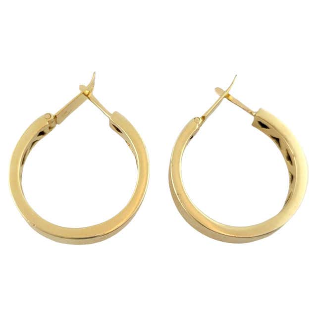 Pair of 18k Gold Hoops For Sale at 1stDibs