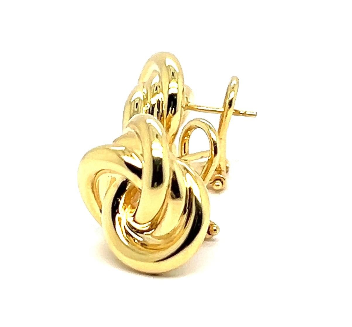 Orecchini a cerchio in oro giallo 18K con charme in vendita 3