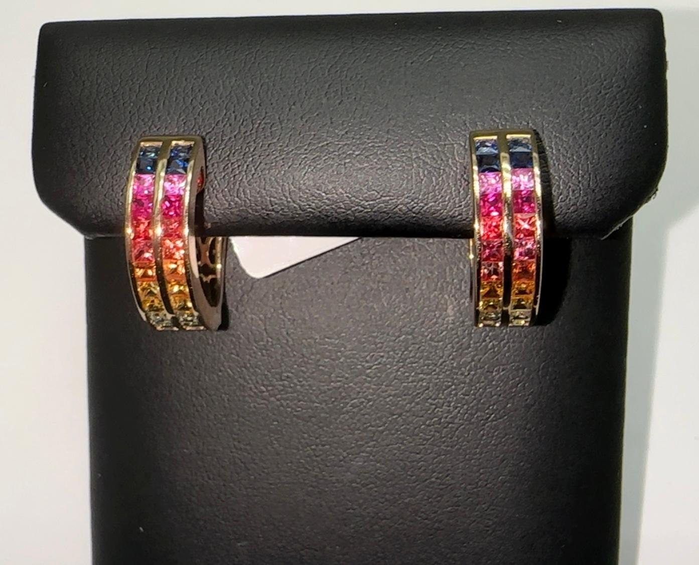 18K Yellow gold Huggies earring with multicolor sapphire For Sale 2