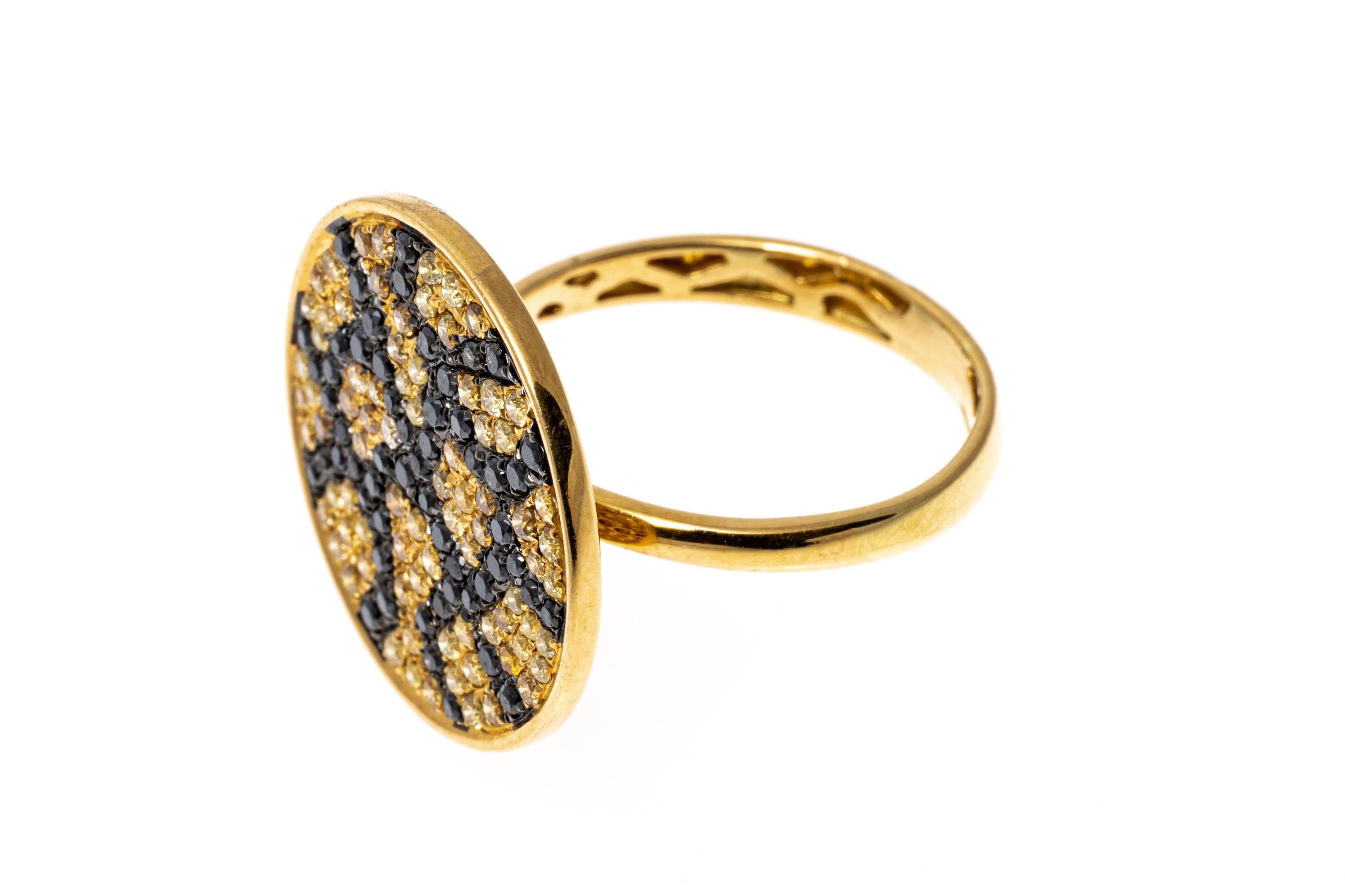 18k Yellow Gold Impactful Leopard Print Pave Diamond Ring, 1.13 TCW For Sale 3