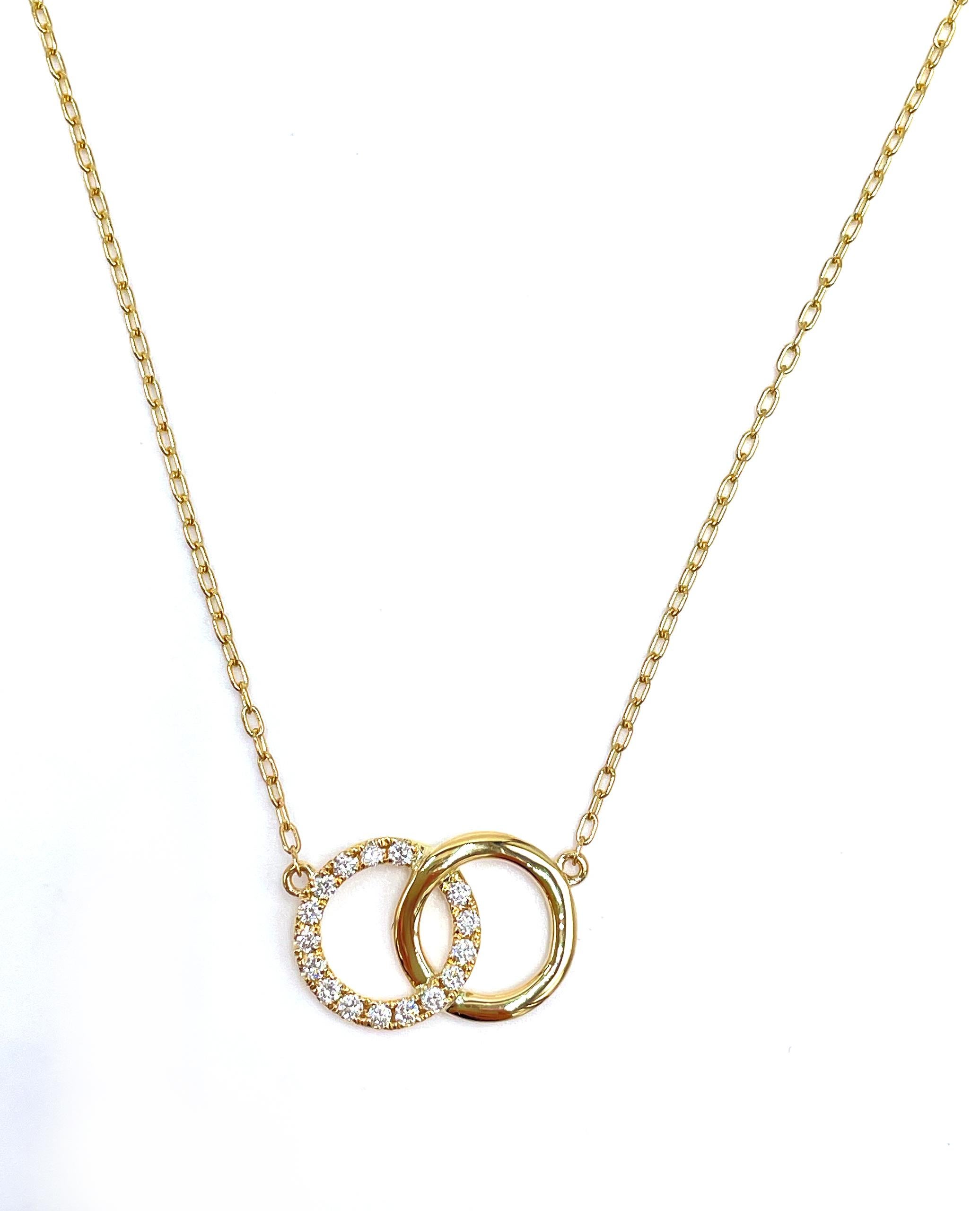 18K Yellow Gold Interlocking Circle Necklace In New Condition In Old Tappan, NJ