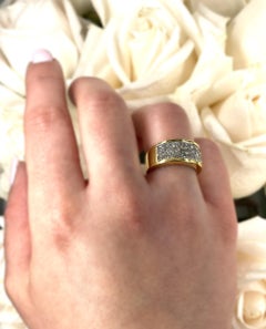 Three Row Invisibly Set 2.10 Carats Princess Cut Diamonds 18K Yellow Gold Ring