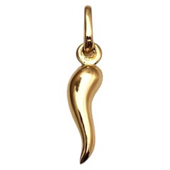 18K Yellow Gold Italian Horn Charm #25370