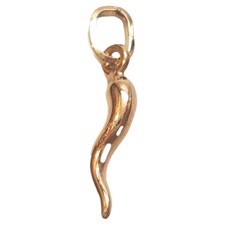 18K Yellow Gold Italian Horn Charm Pendant #17495 For Sale