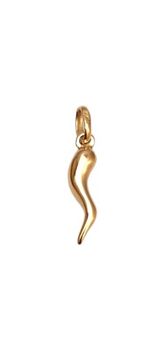 18K Yellow Gold Italian Horn Charm Pendant #25294